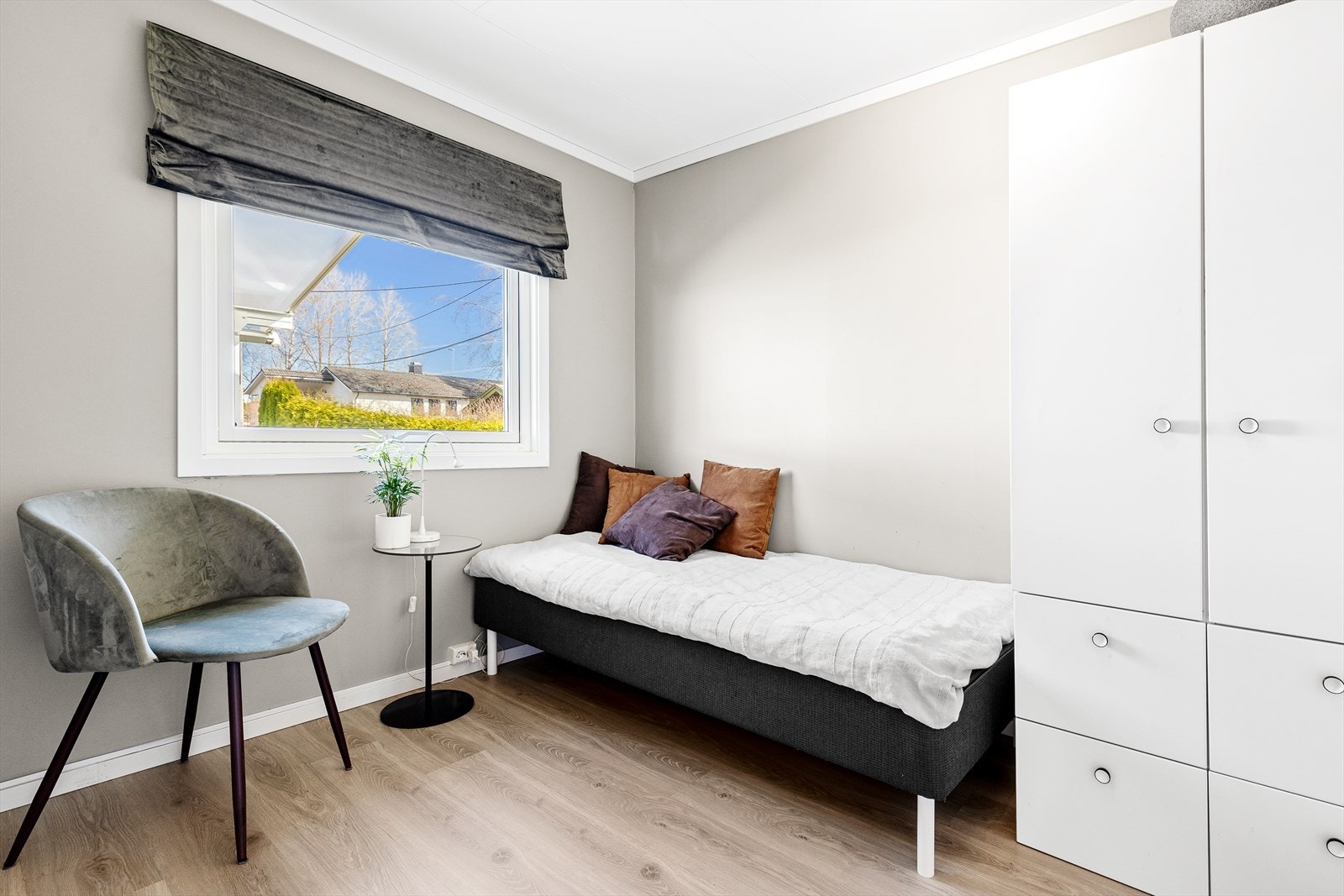 Soverom 3 med garderobeskap Galleribilde