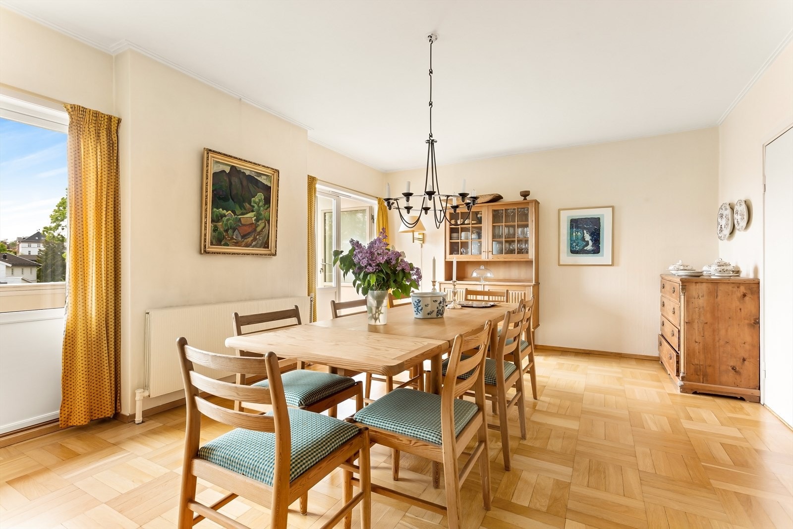 Spisestue med utgang balkong Galleribilde