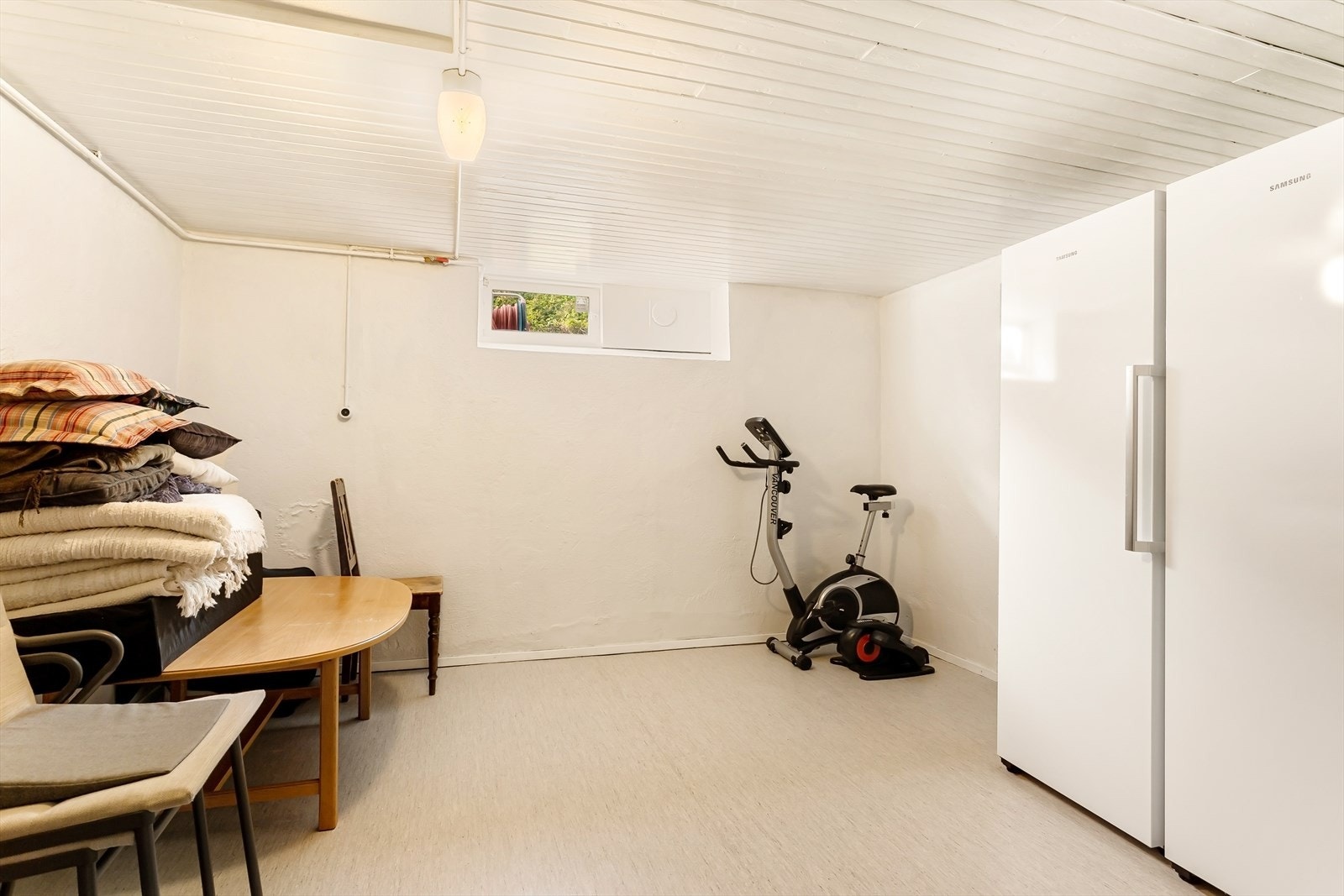 Stor bod i kjeller Galleribilde