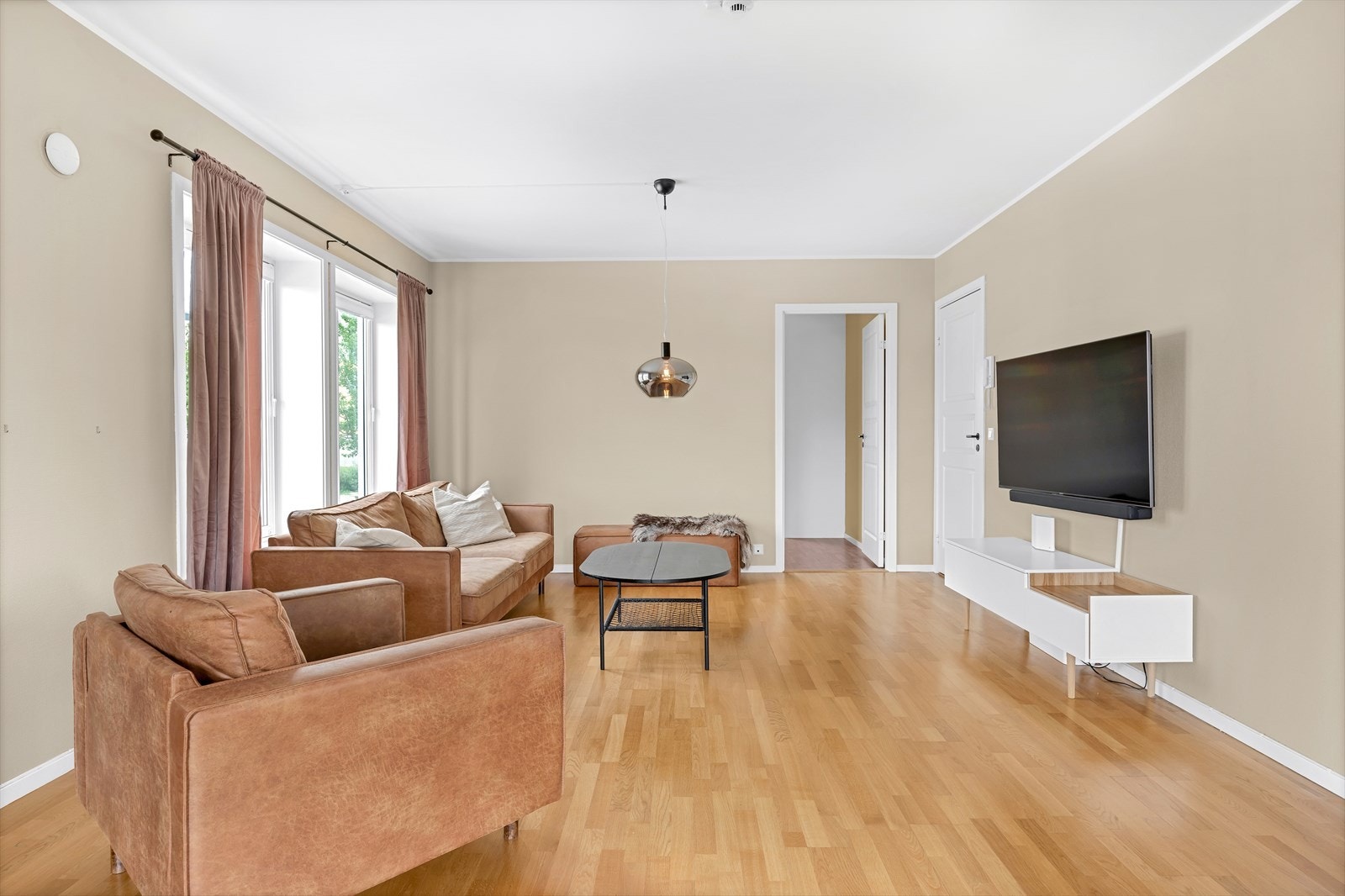 Her vil man trives. Galleribilde