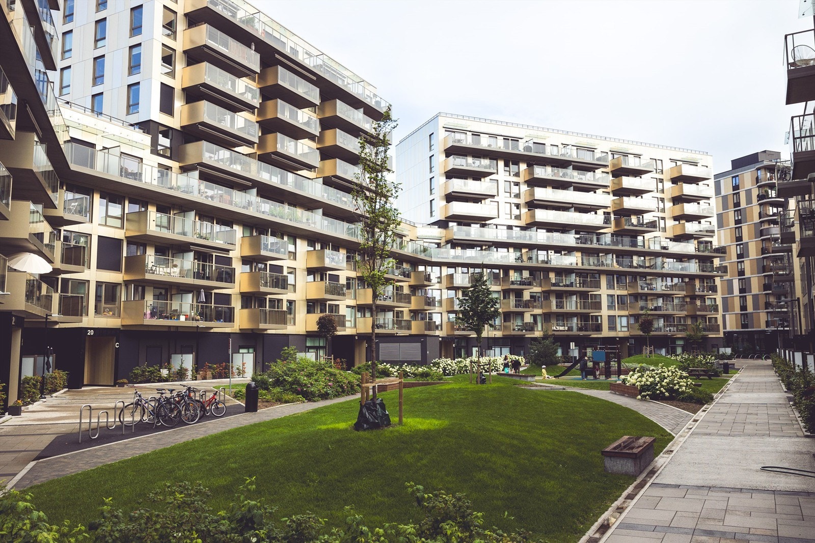 Flott beliggenhet i byggets tredje etasje Galleribilde