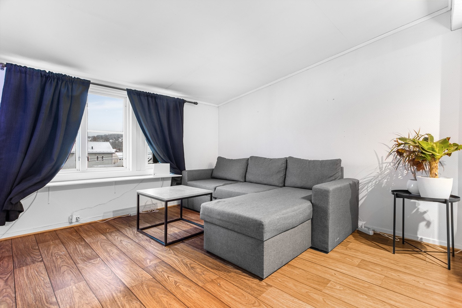 Loftet, slik boligen er innredet i dag. Loft har innredet rom som ikke er godkjent. Galleribilde