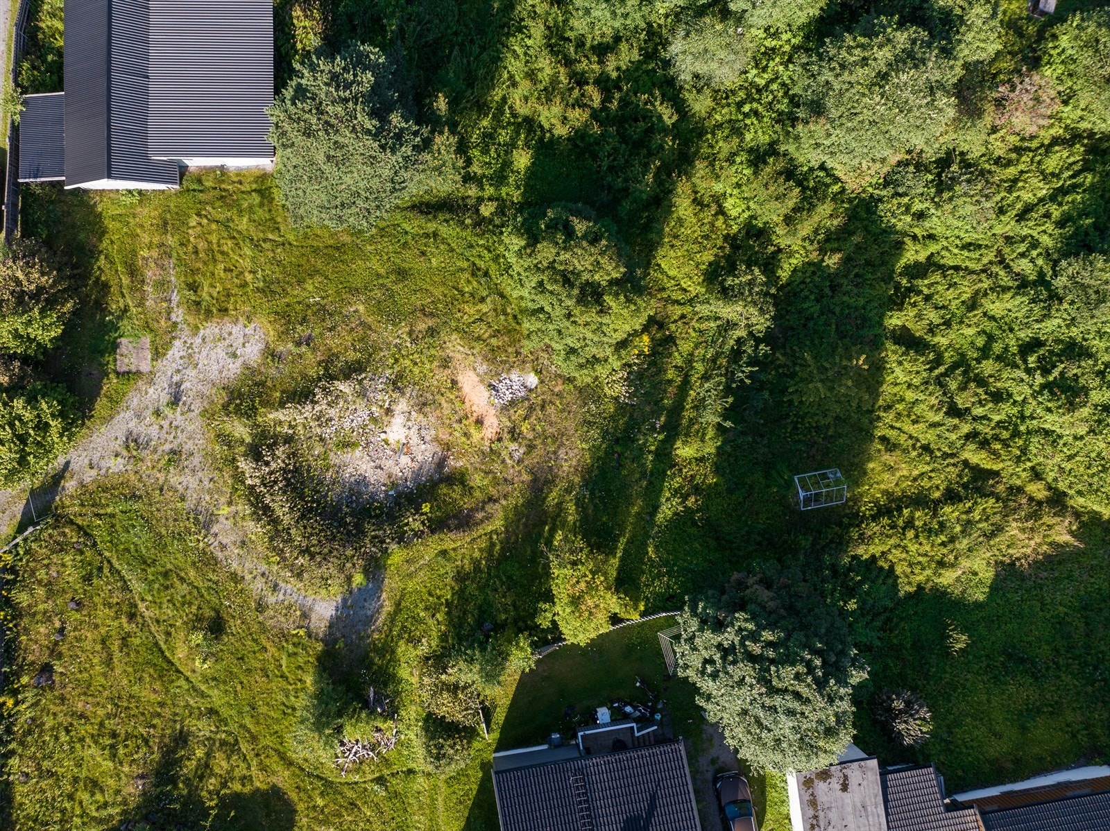 Oversiktsbilde av eiendommen. Galleribilde