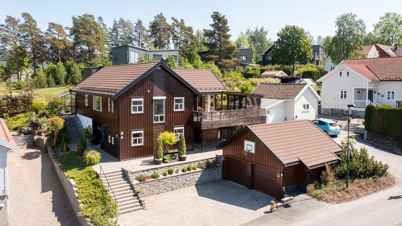 Sørmegleren v/ Jørgen Thorkildsen ønsker velkommen til Svensjordet 9! Galleribilde