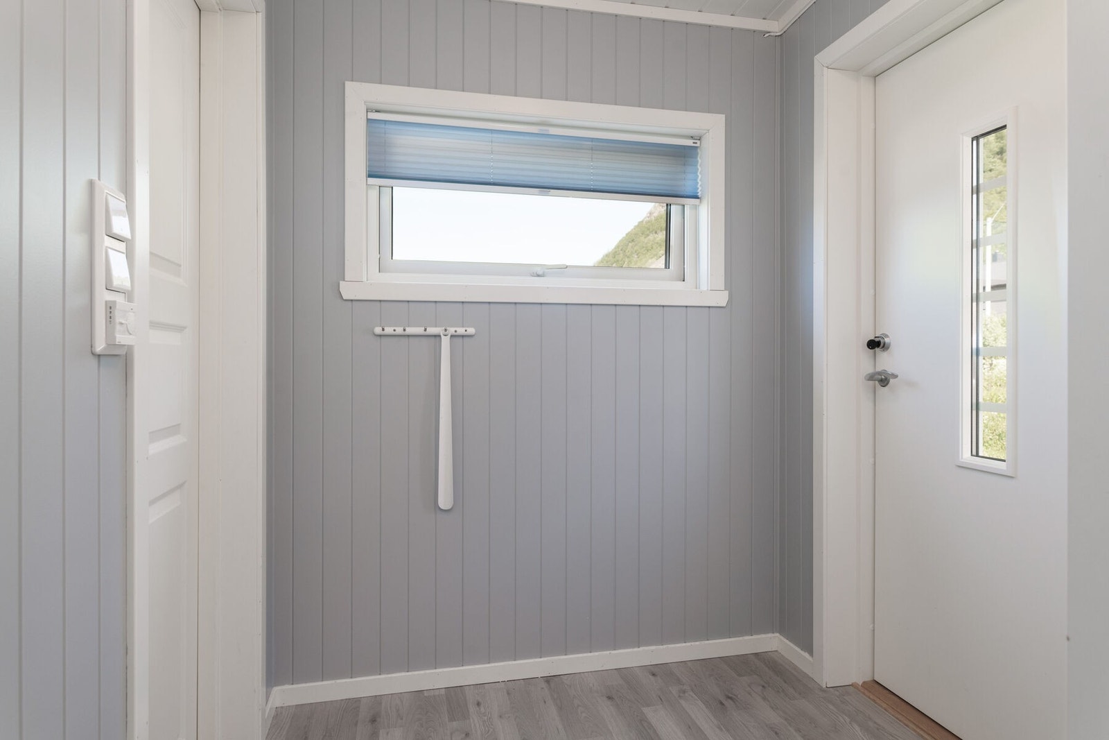 Vindfanget har varmekabler i gulvet samt inngang til badet i 1. etasje. Galleribilde