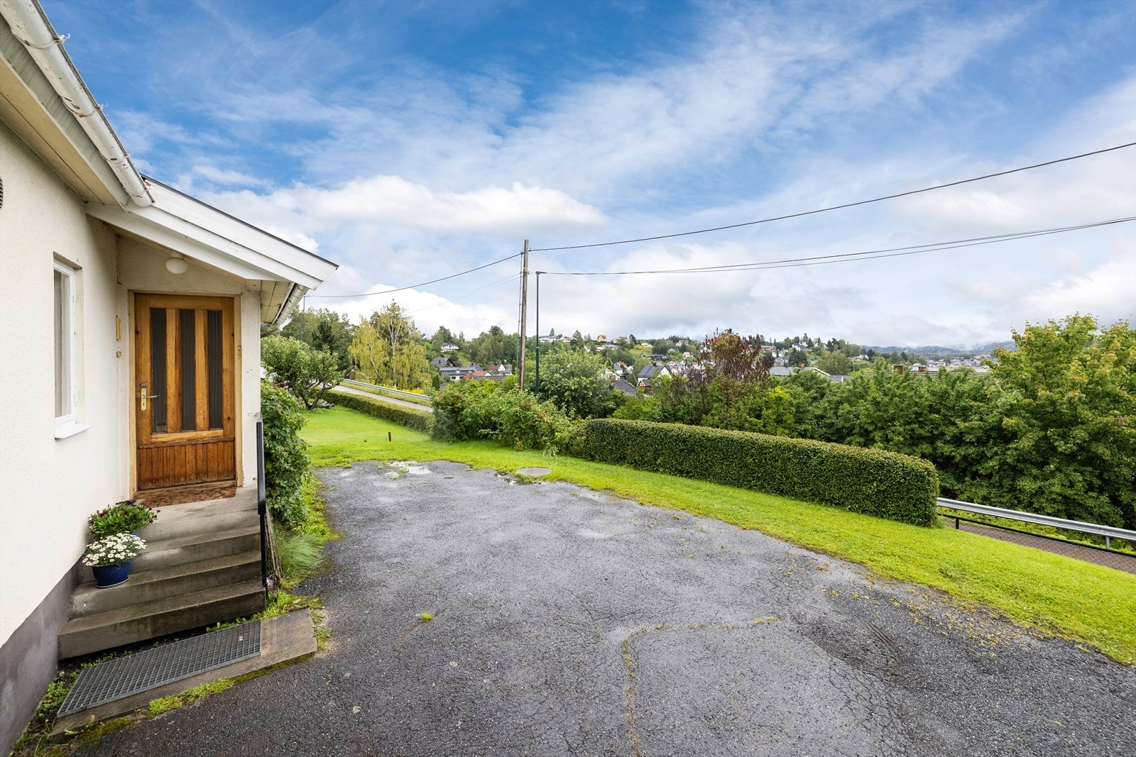 Hyggelig utsyn fra eiendommen. Galleribilde