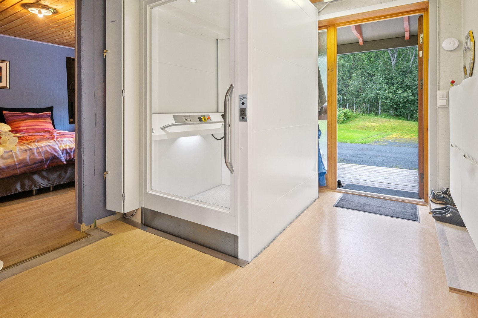 Entré. (Heisen eies av NAV/Hjelpemiddelsentralen) Galleribilde