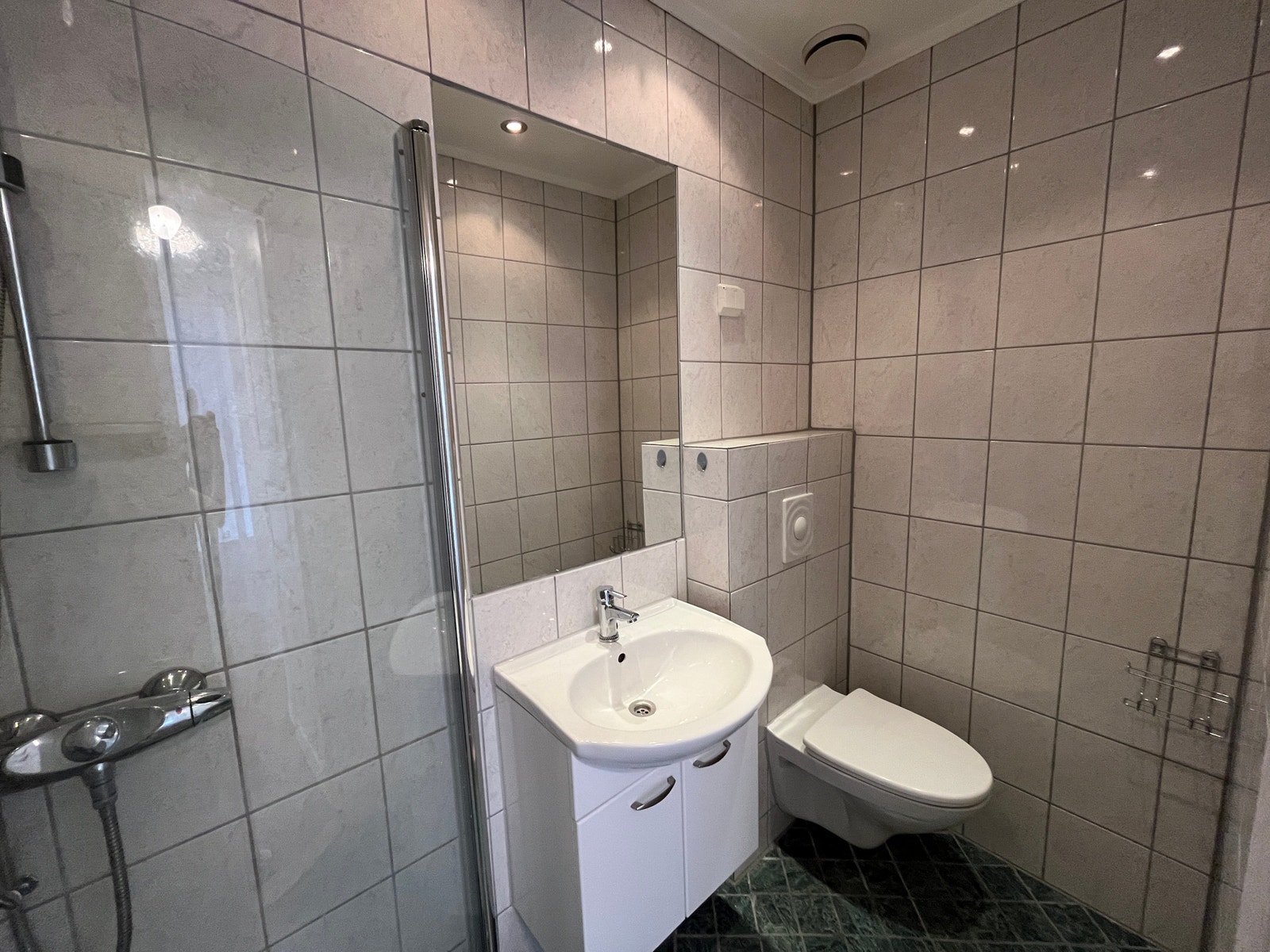 Kontor 312 med eget kjøkken og bad Galleribilde