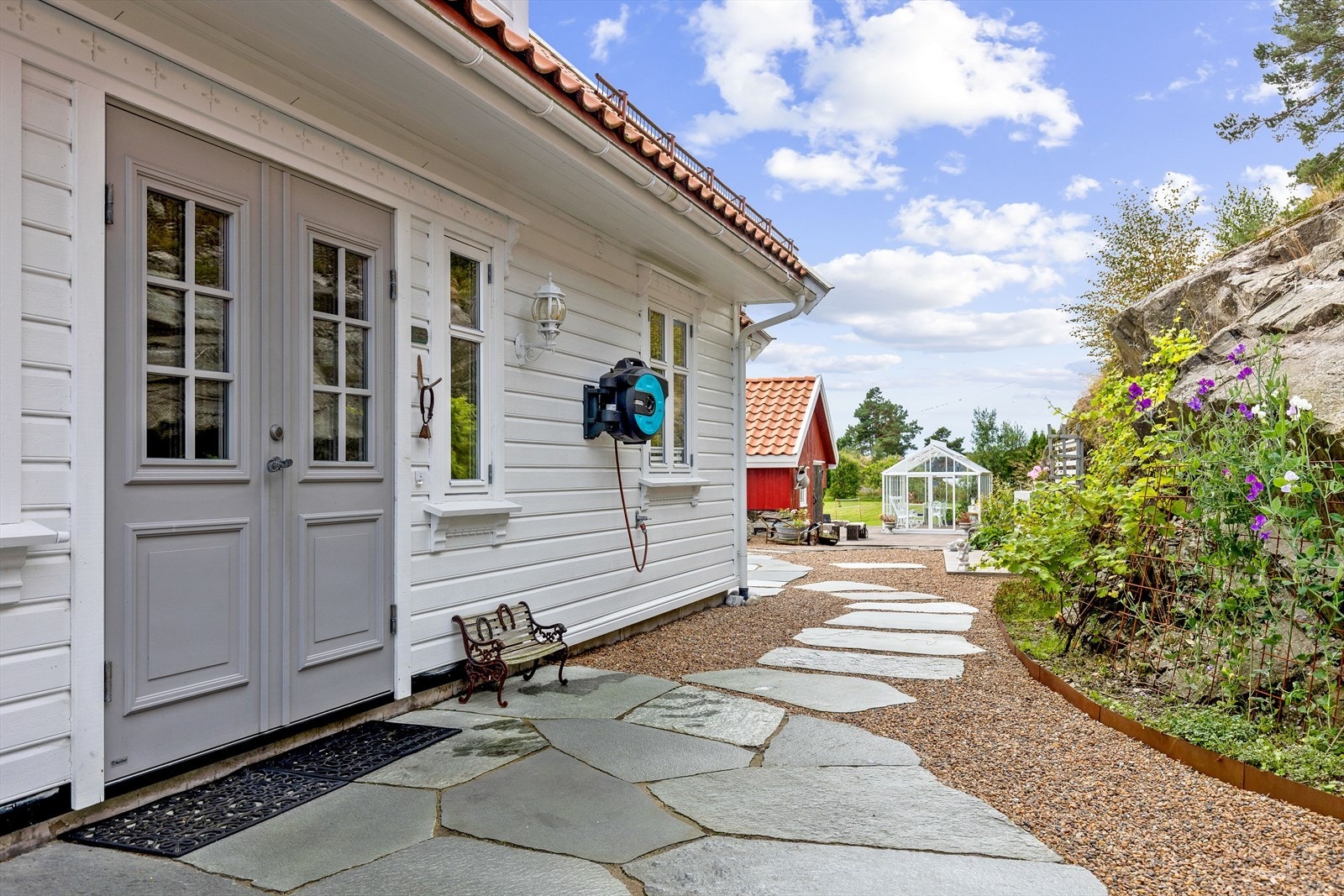 Meget pent og velstelt inngangsparti! Galleribilde