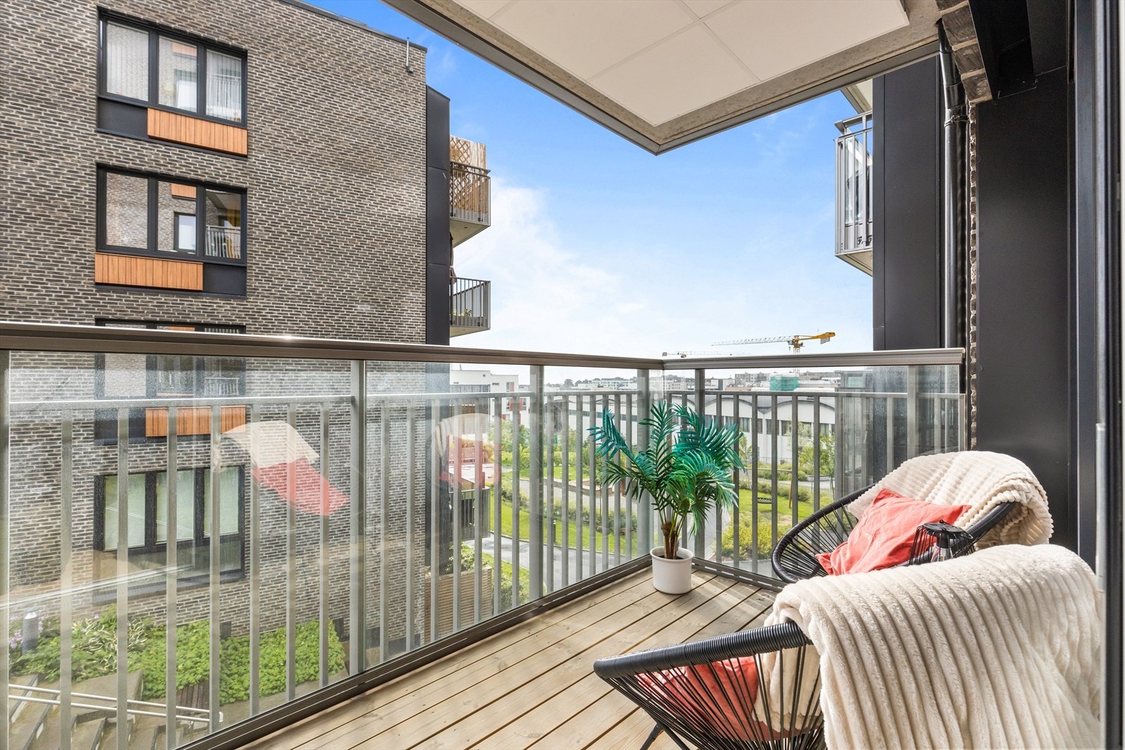 Attraktiv og moderne 2-roms leilighet i lyse farger og gode materialvalg. Galleribilde