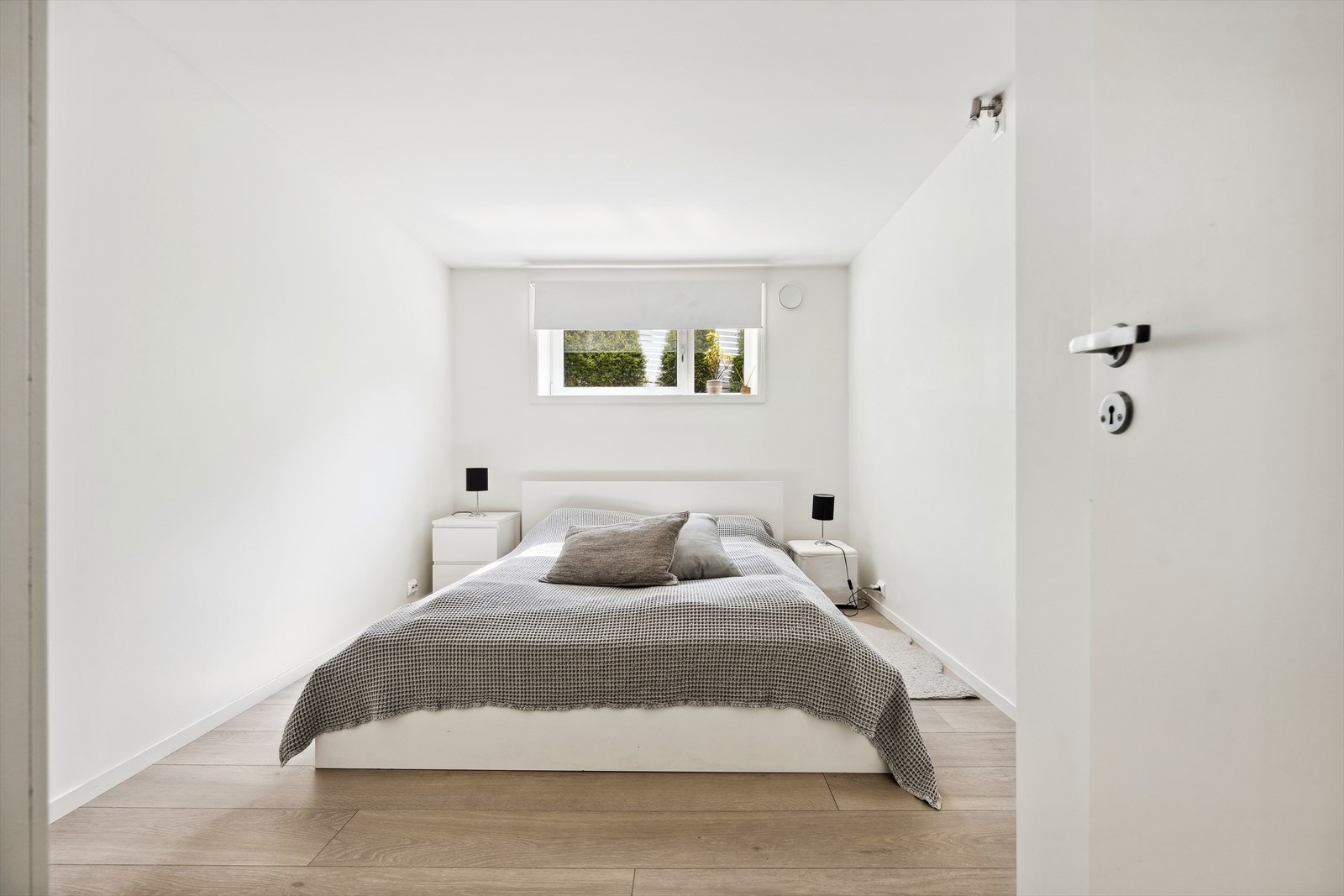 Underetasjen har totalt 2 soverom (ikke byggemeldt). Galleribilde