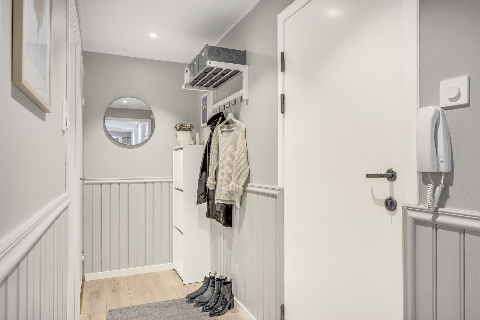 Trivelig entré på 3,8 m² Galleribilde