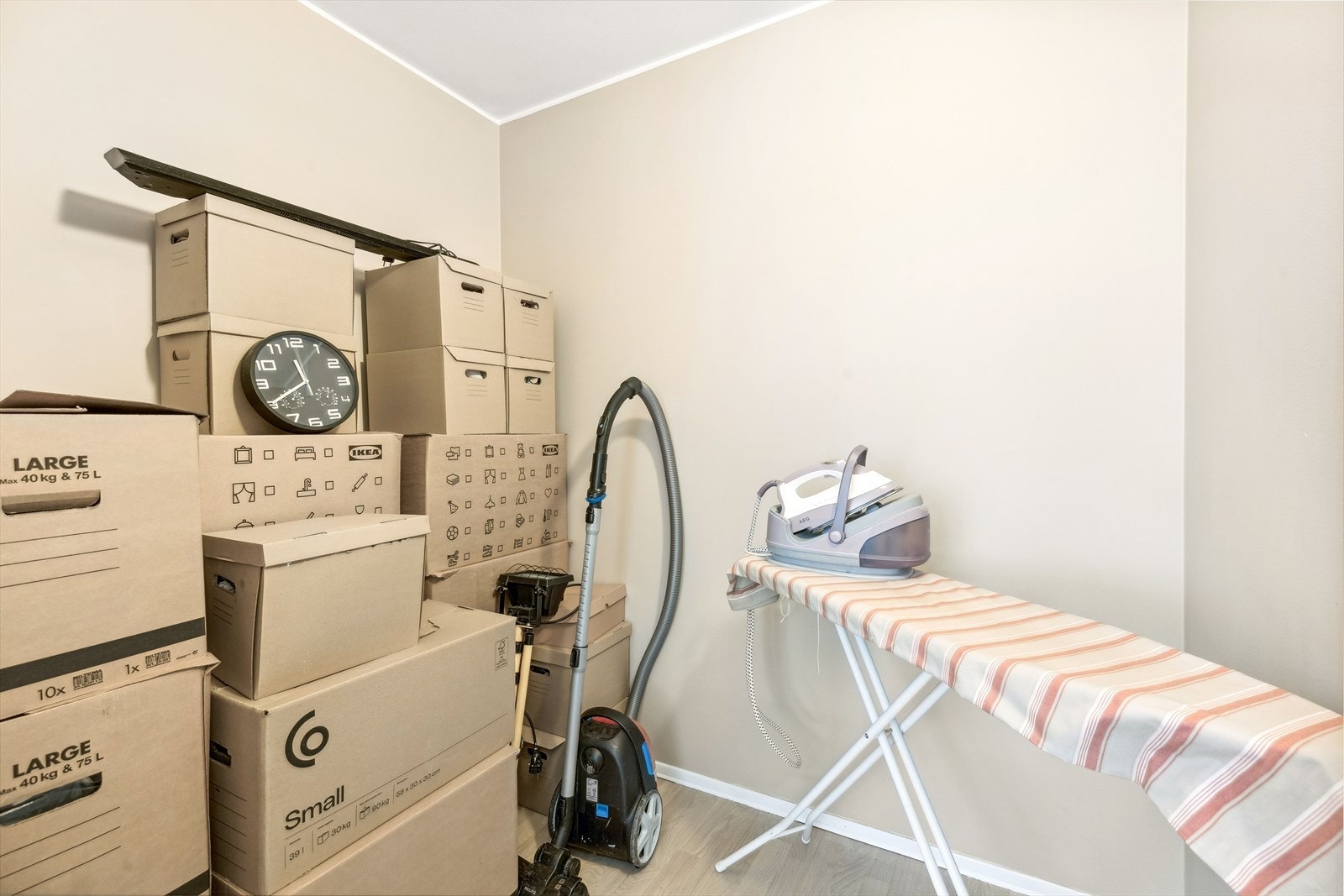 God lagringsplass i innvendig bod. Galleribilde