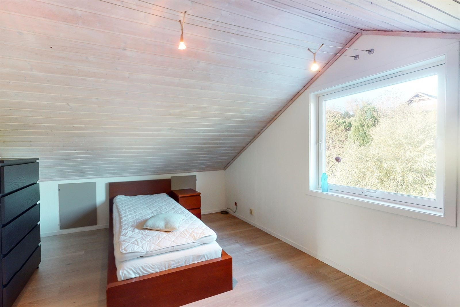 014_Soverom Bedroom.jpg Galleribilde