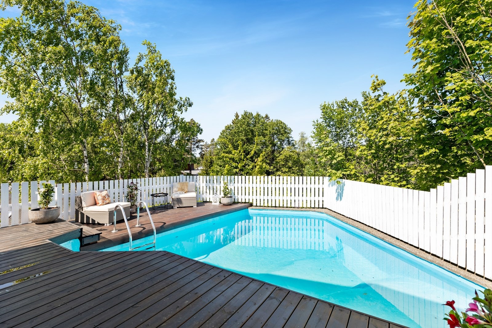 Bassenget ble renovert i 2015 med og det ble installert en ny pumpe. Galleribilde