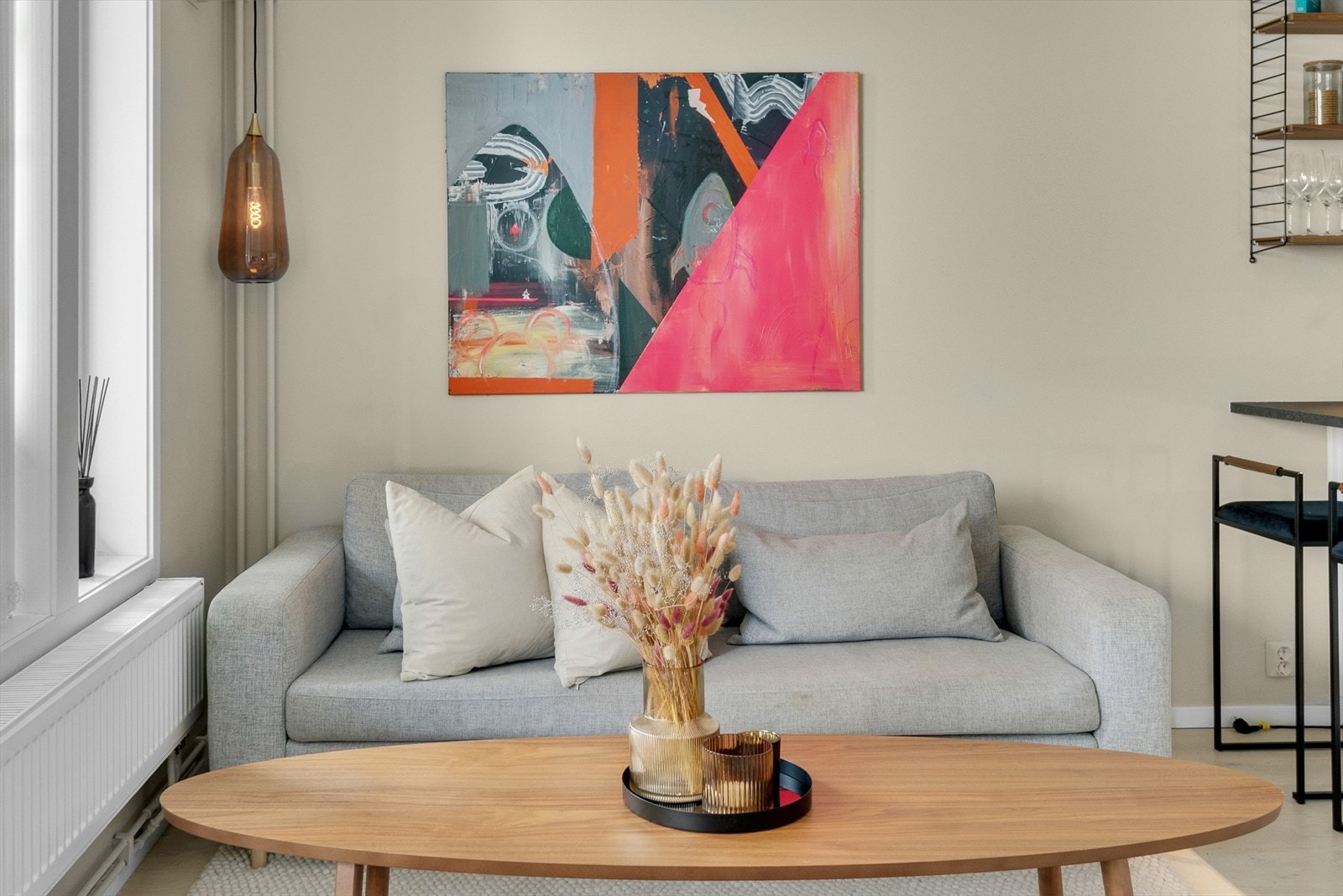 Leiligheten ble pusset opp i 2018 og 2022 og har svært liten bruksslitasje. Galleribilde