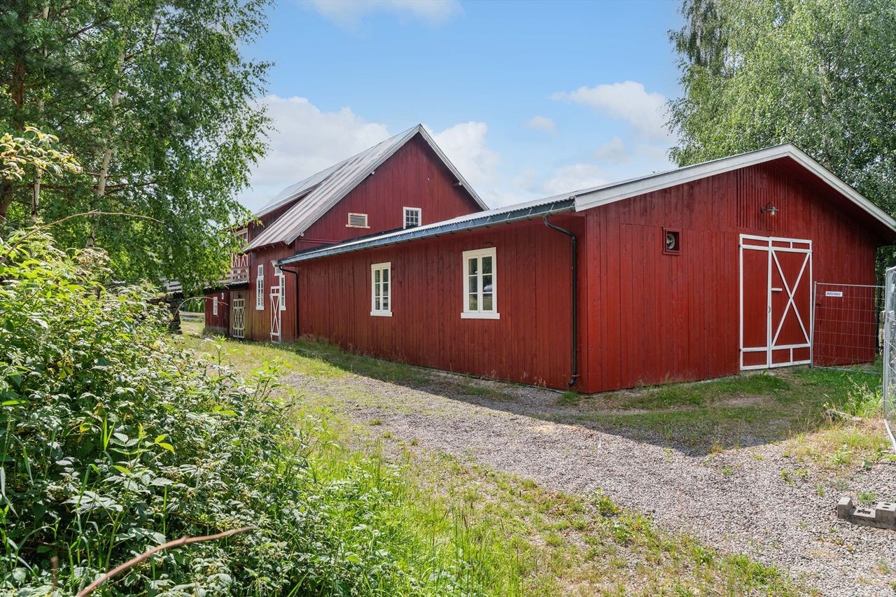 Stall og låve Galleribilde