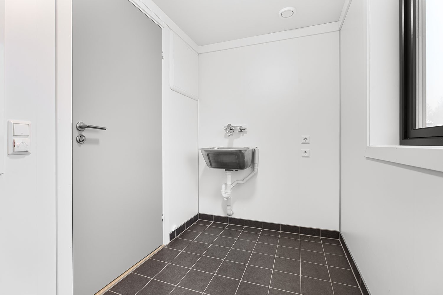 VaskeromTeknisk. Foto fra tilsvarende bolig. Avvik vil forekomme. Galleribilde