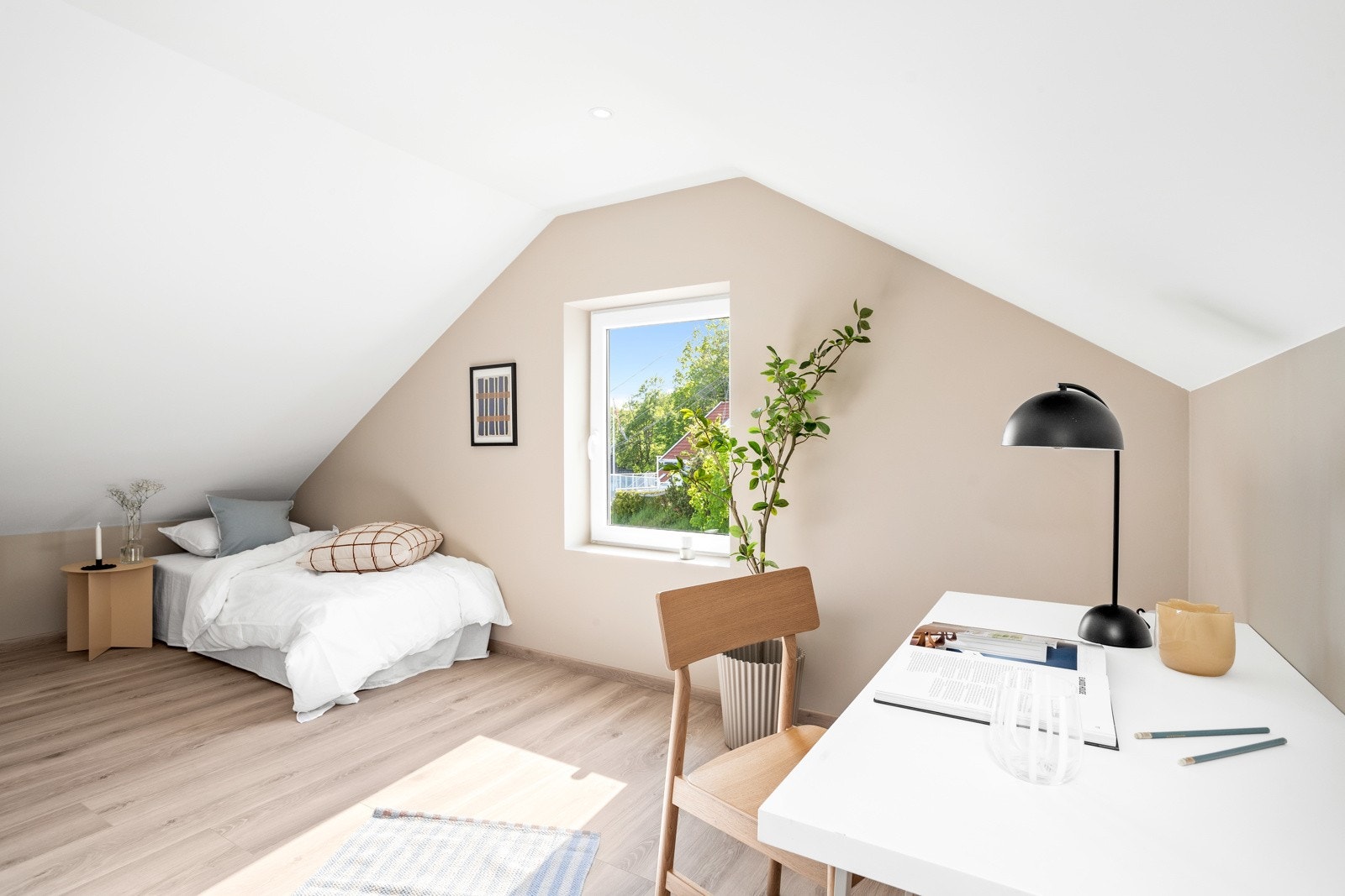 Soverommet som ligger i tilknytning til stuen i 2. etasje. Galleribilde