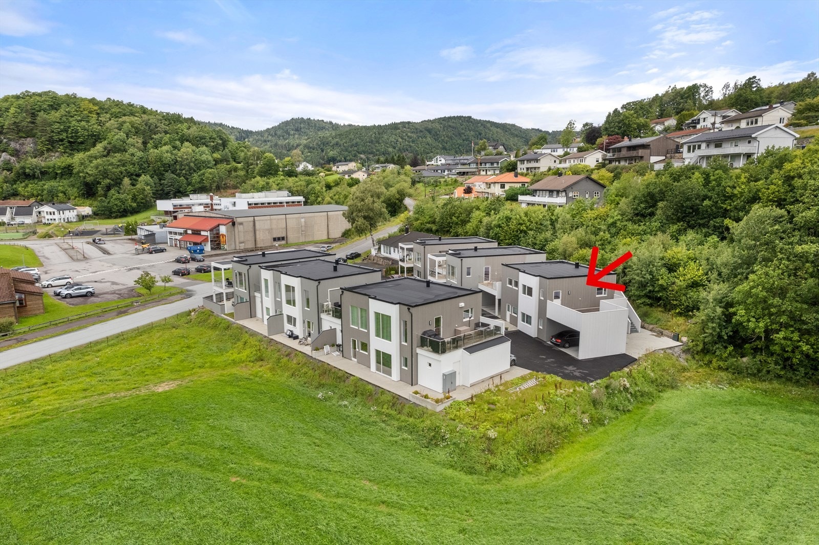 Velkommen til Rinnanveien 1H. En nyere tomannsbolig beliggende i 2 etasje Galleribilde