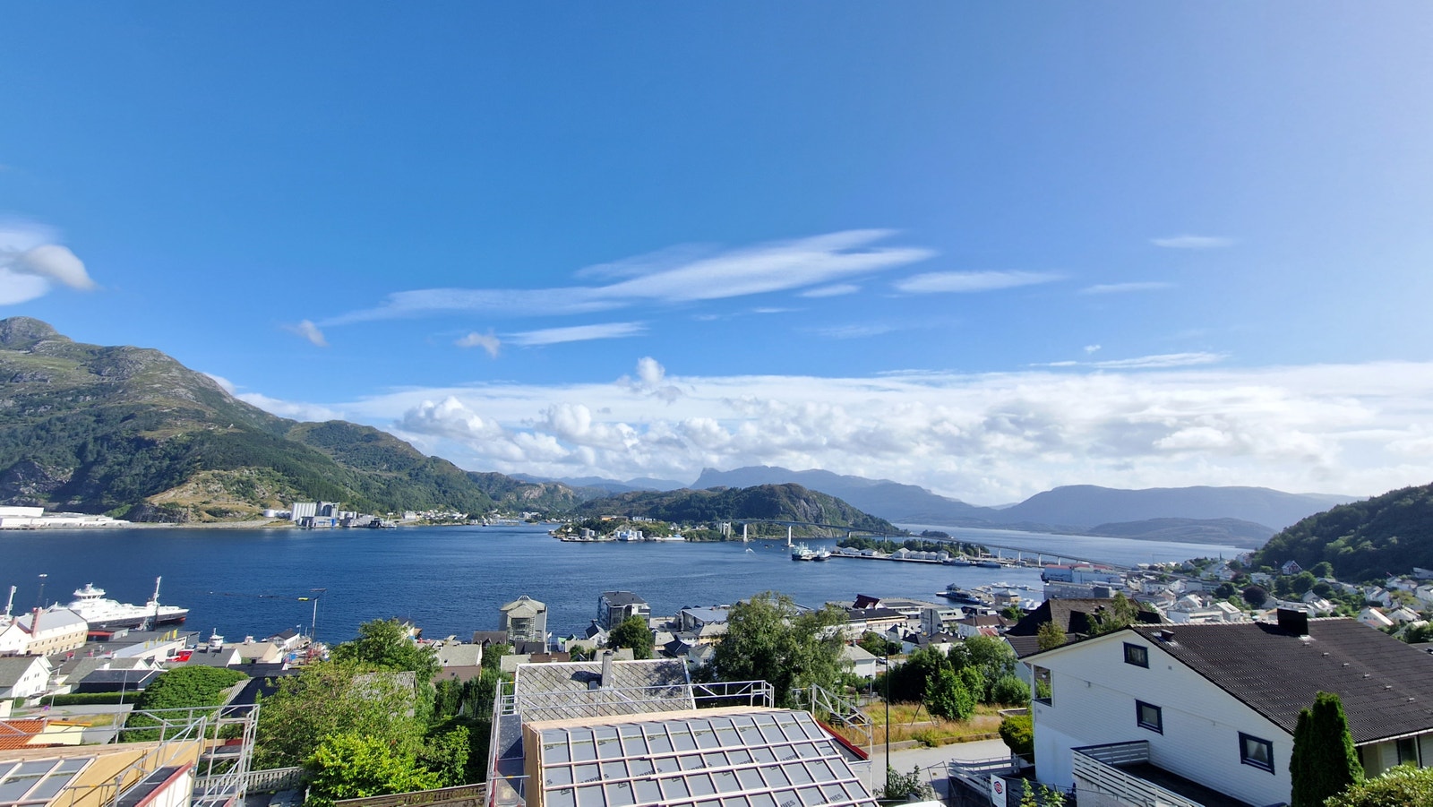 Hovedetasje - utsikt fra soverom 2 Galleribilde