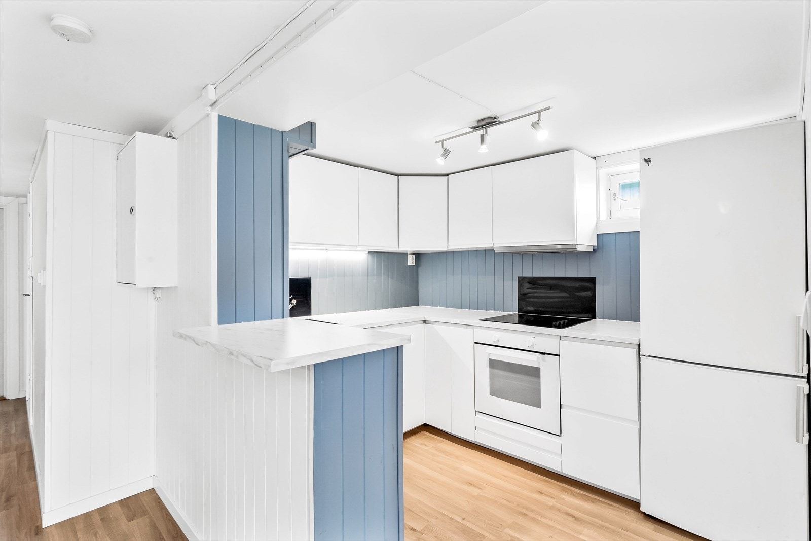 Kjøkken er satt inn i 2020. Galleribilde