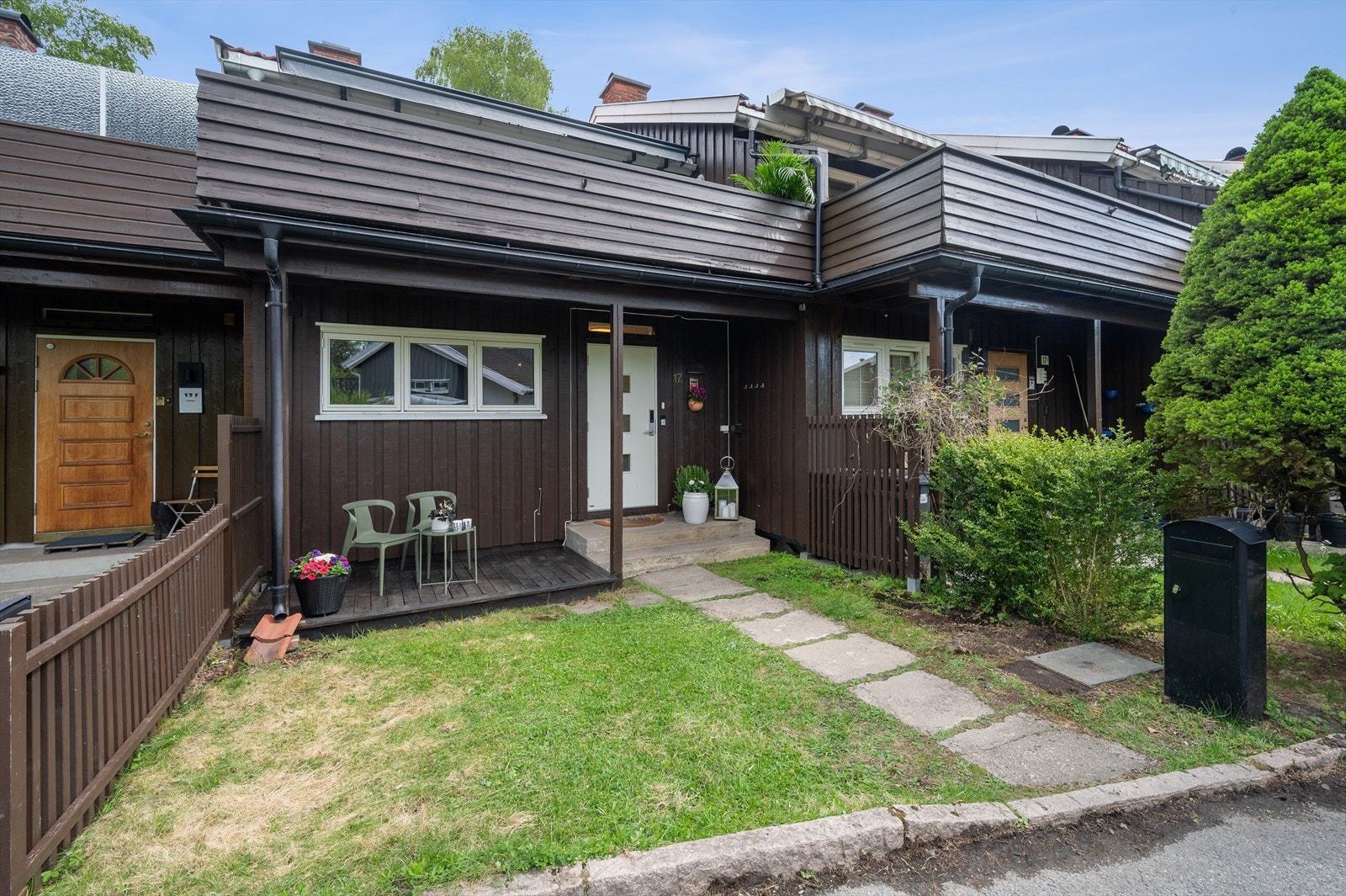 Et hyggelig inngangsparti ønsker deg velkommen. Galleribilde