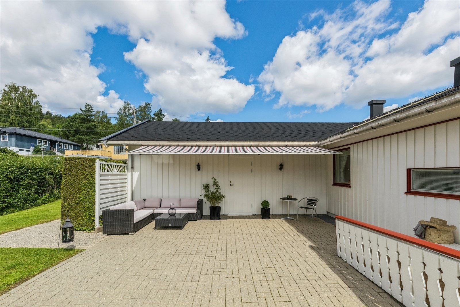Stor terrasse på hele 54 m² Galleribilde