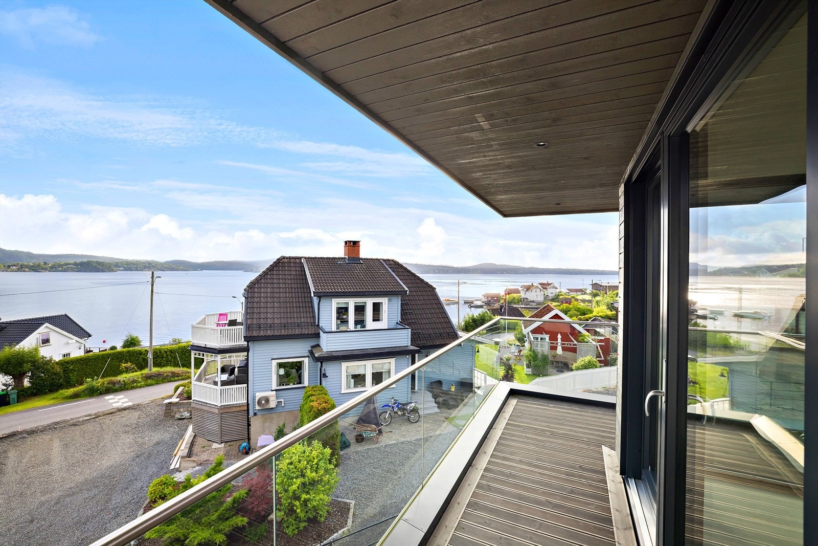 Terrassedel ved kjøkken Galleribilde