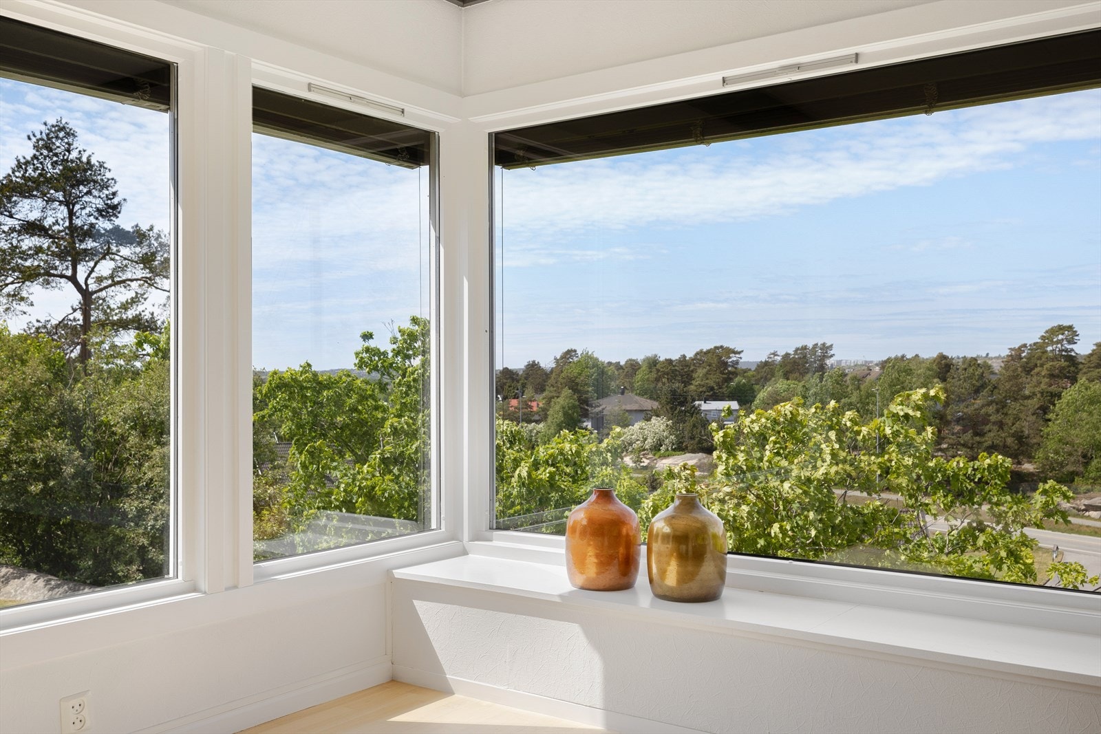 Utsikten fra stuen er nydelig. Galleribilde