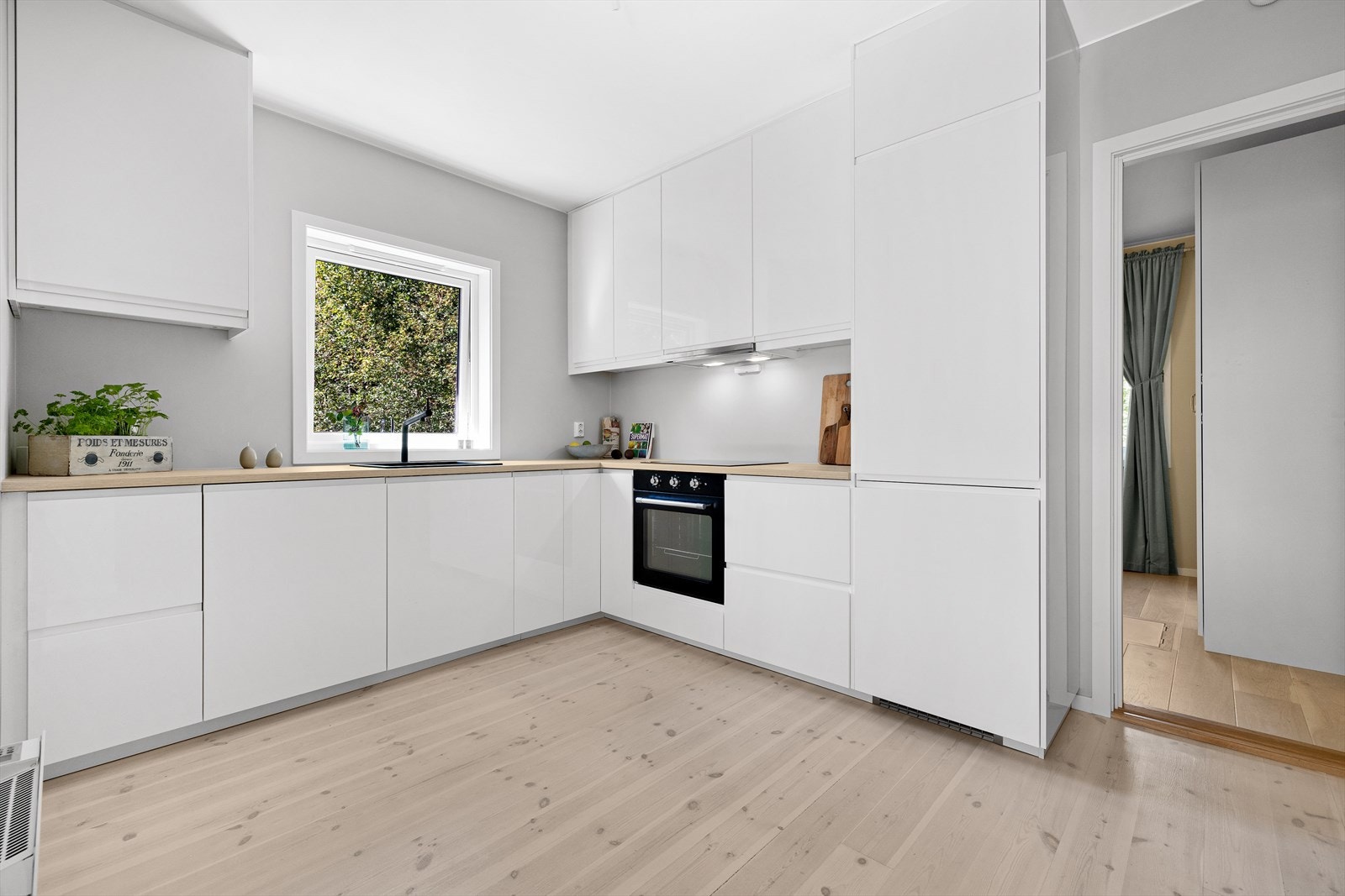 #37396 Horniveien 46B-16396-Rediger.jpg Galleribilde