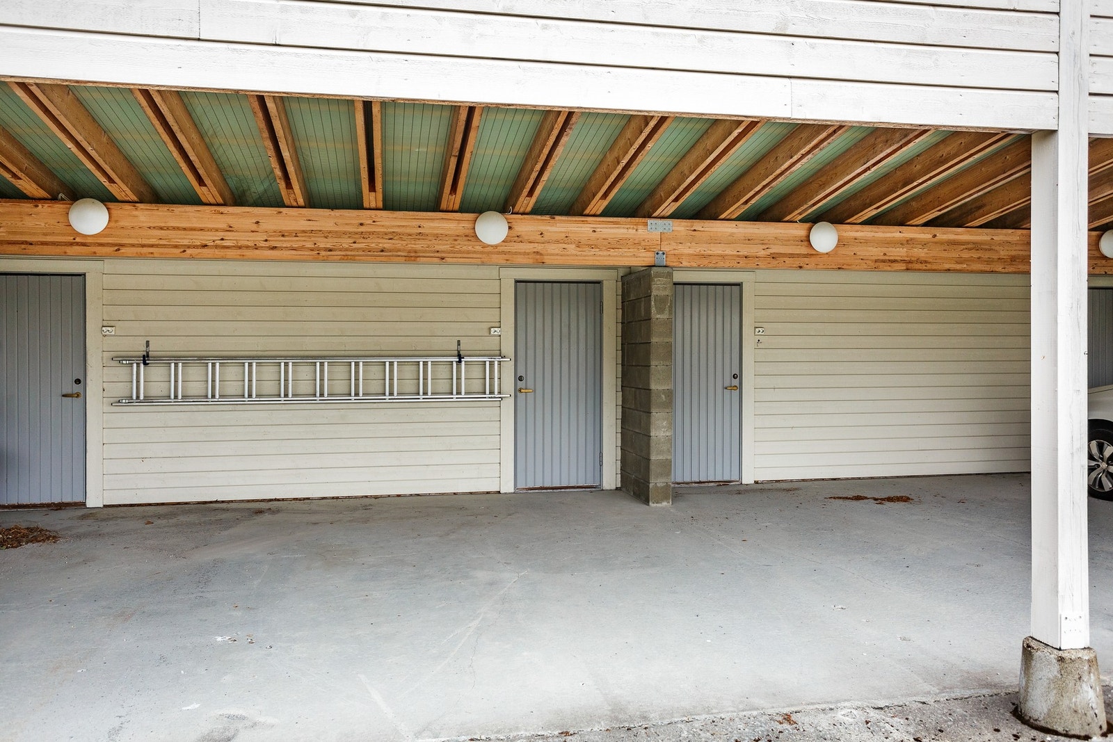 Carport og bod Galleribilde