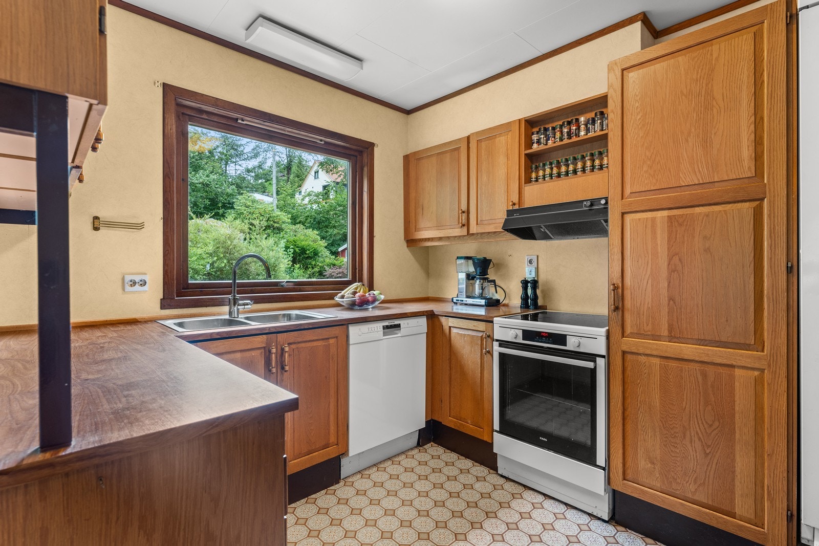 Innredning i heltre. Galleribilde