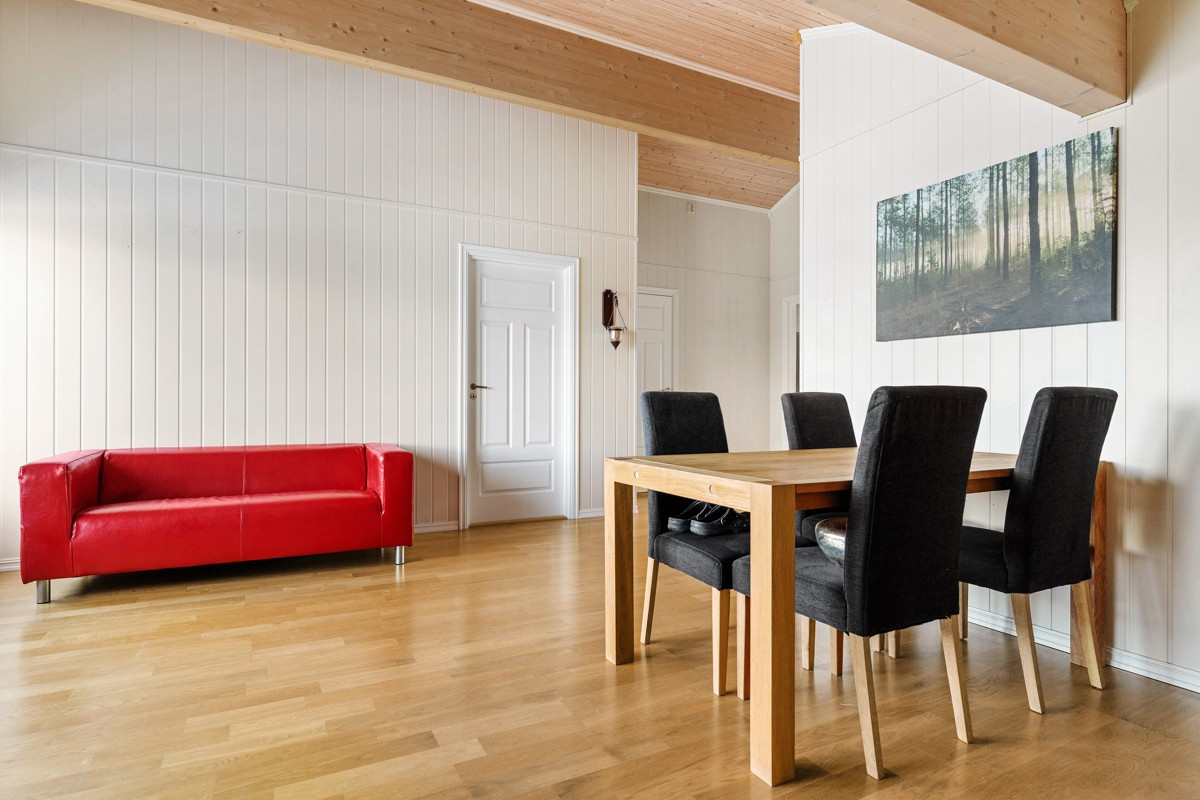 I 2.etasje er det en trivelig loftsstue