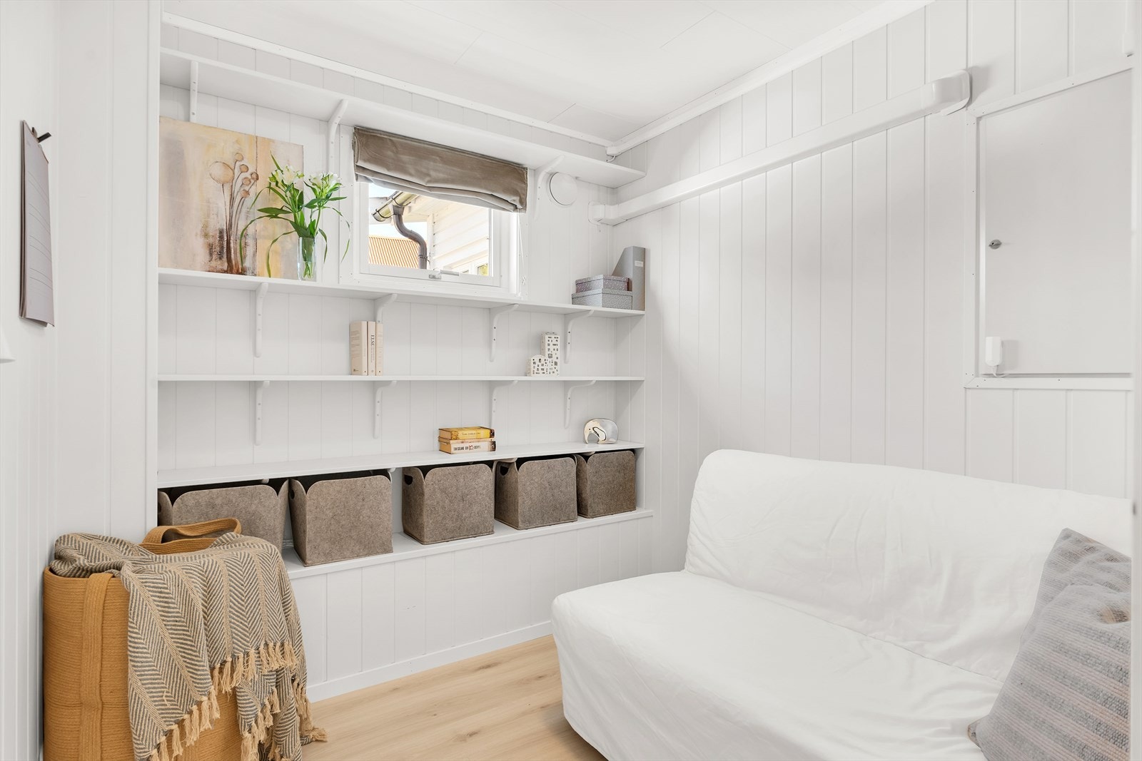 Gjesterom/kontor. Galleribilde