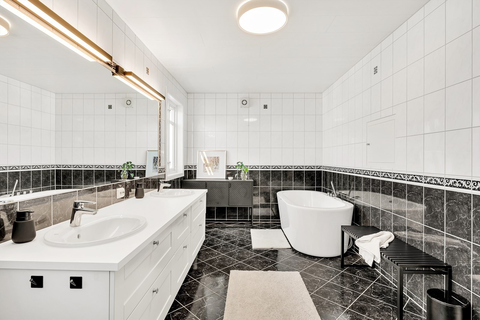 Fliselagt med gulvvarme. Galleribilde