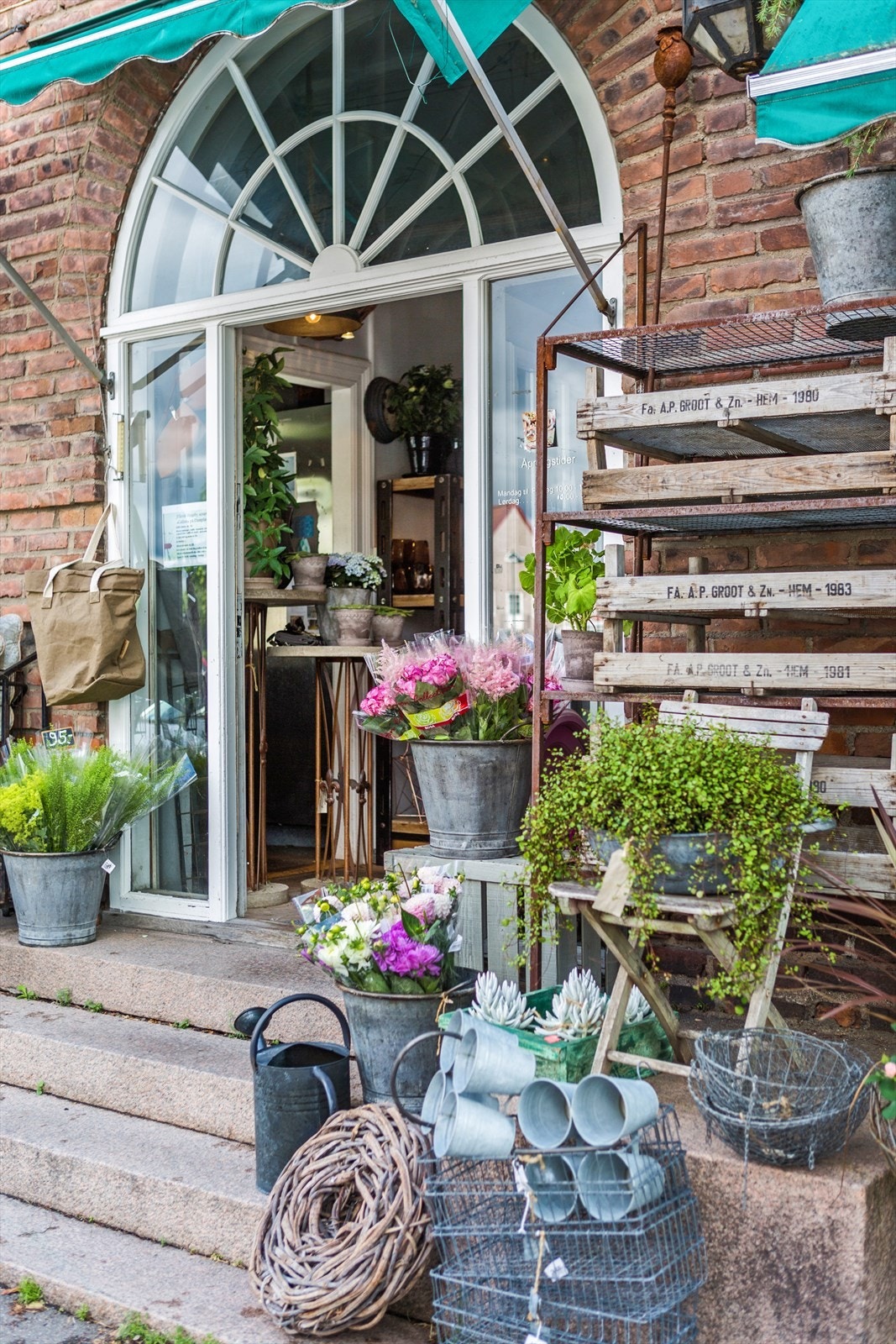 Den lokale blomsterbutikken på Damplassen er verdt et besøk Galleribilde