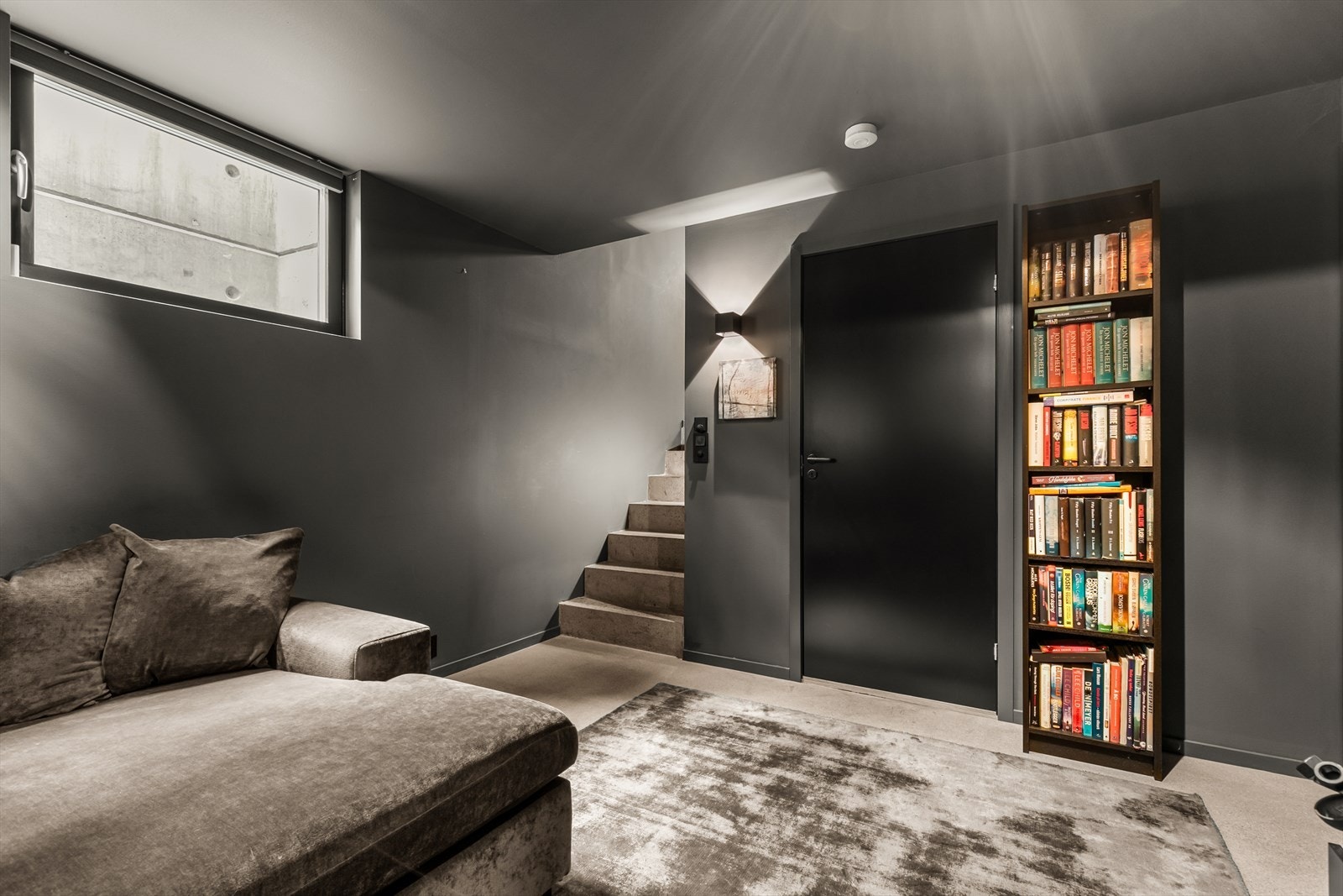 Kjellerstuen blir den perfekte TV-stuen Galleribilde