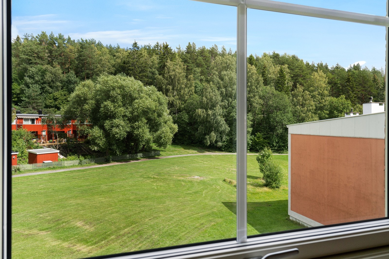 Utsikt fra hovedsoverom. Galleribilde