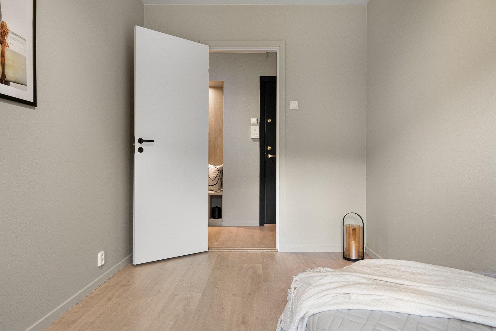 Rommet egner seg godt som f.eks. barnerom, gjesteværelse eller hjemmekontor. Galleribilde