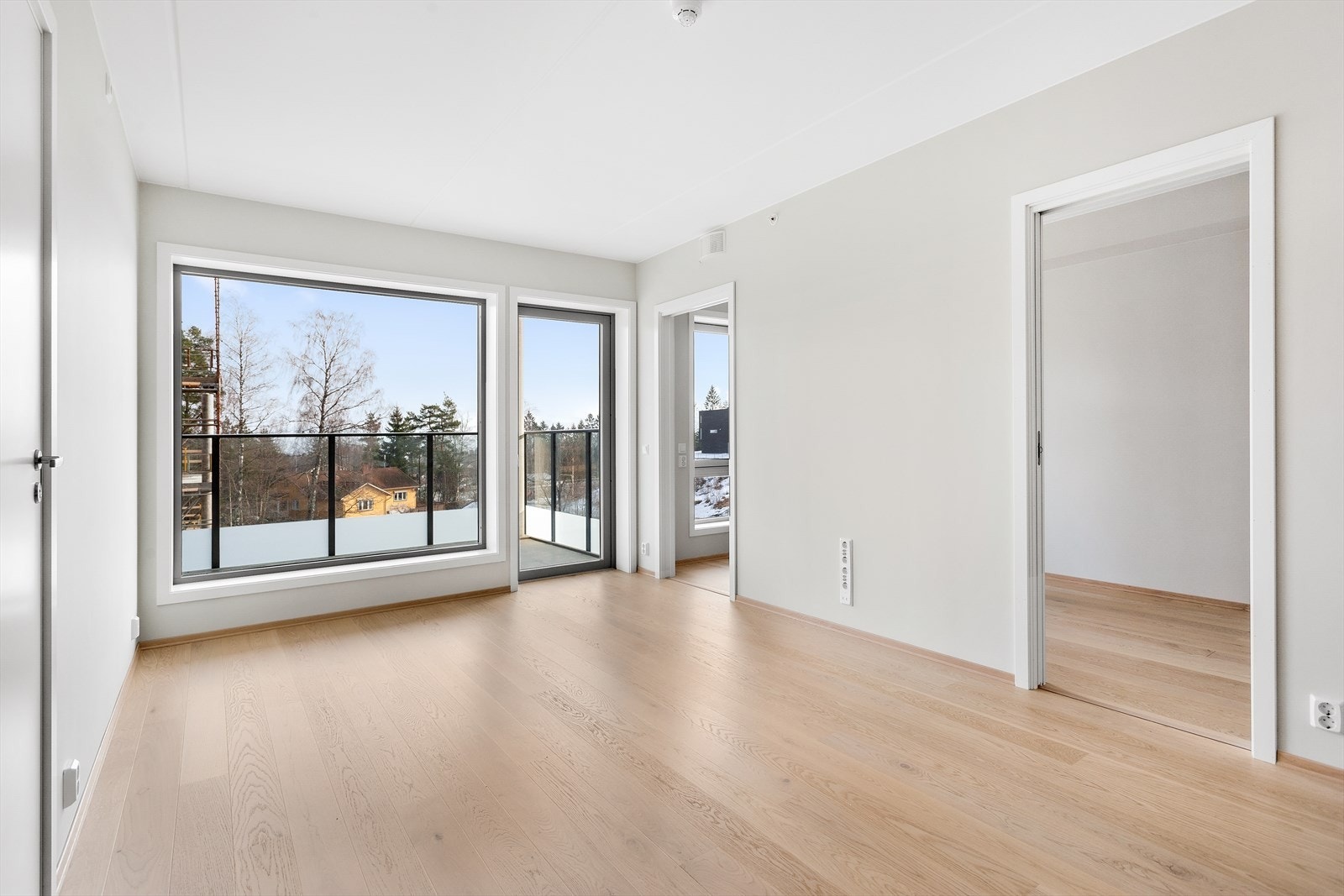 Stue med utgang balkong Galleribilde