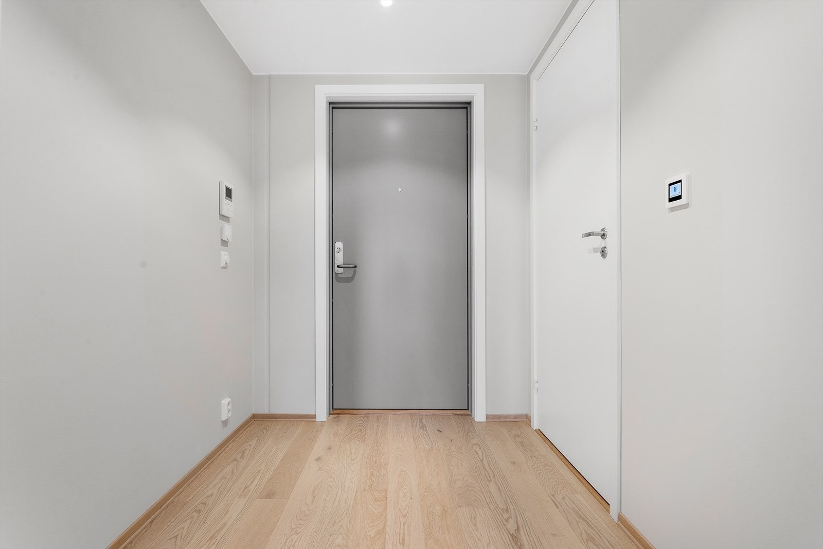 Romslig gang Galleribilde