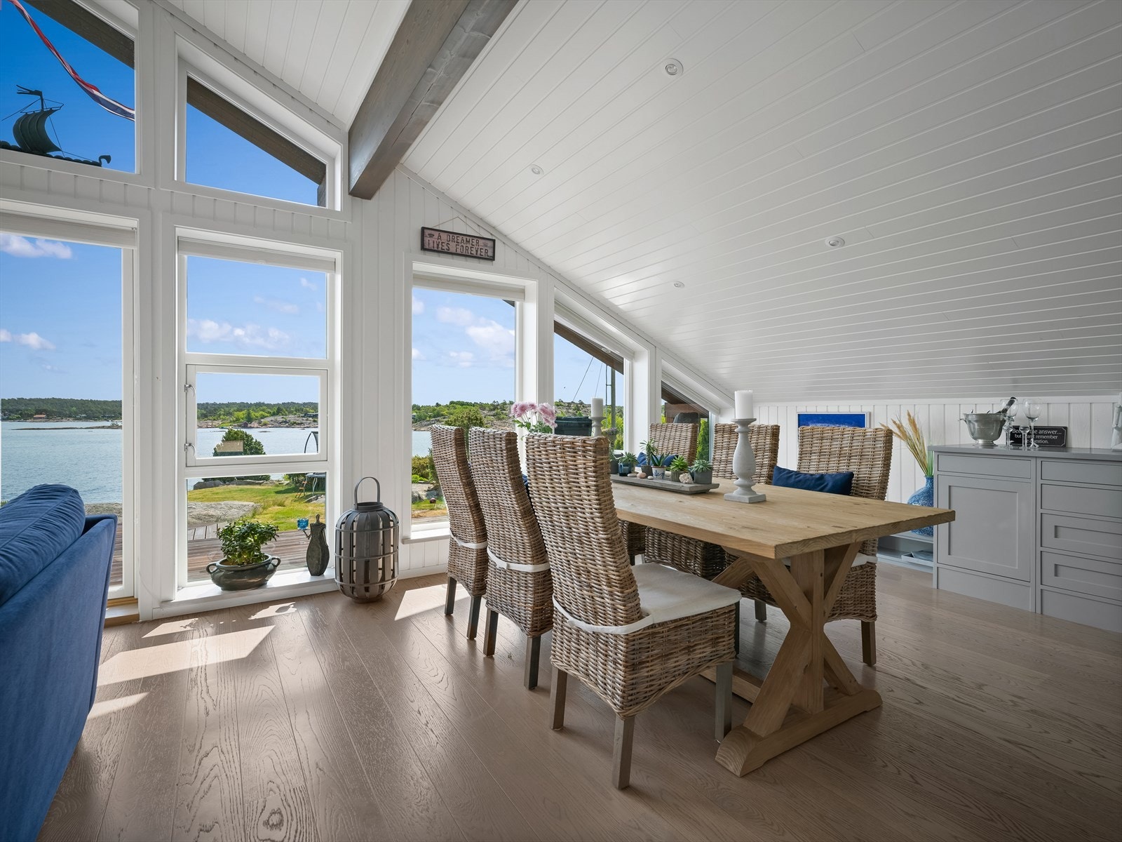 Her ligger alt til rette for hyggelige middager med familie/venner. Galleribilde