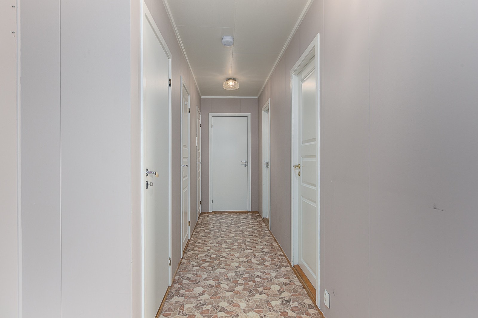 Gang i første etasje. Galleribilde