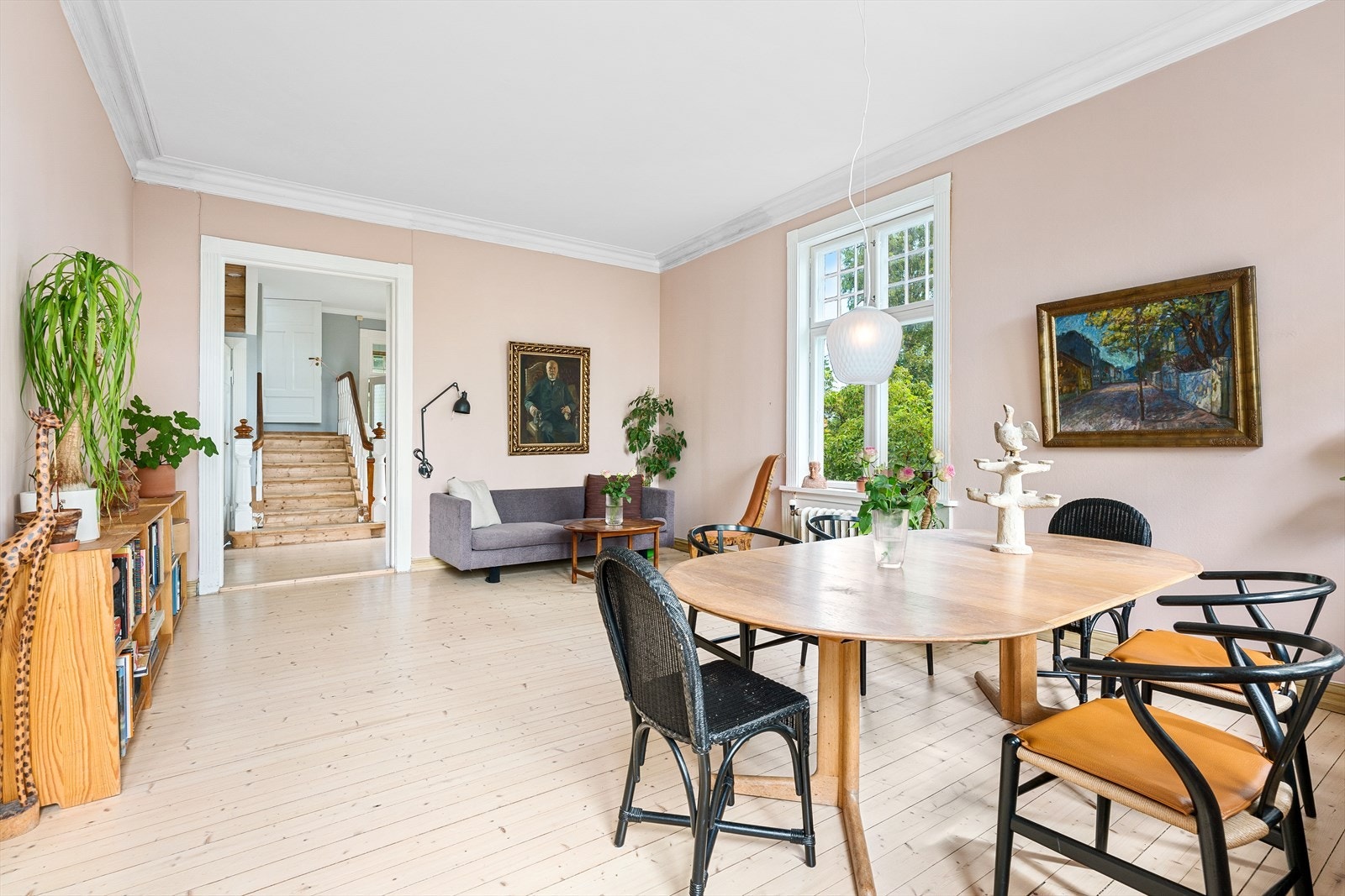 Lyst og luftig med romslige rom. Galleribilde