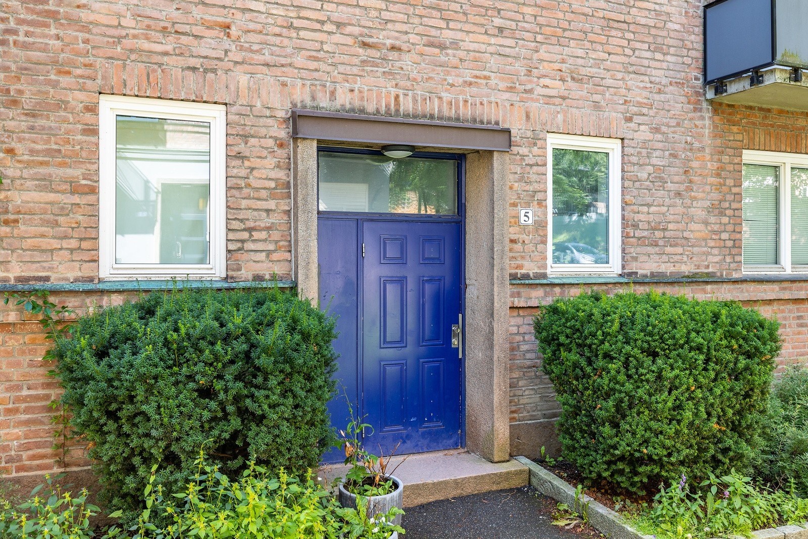 Inngangsparti Galleribilde