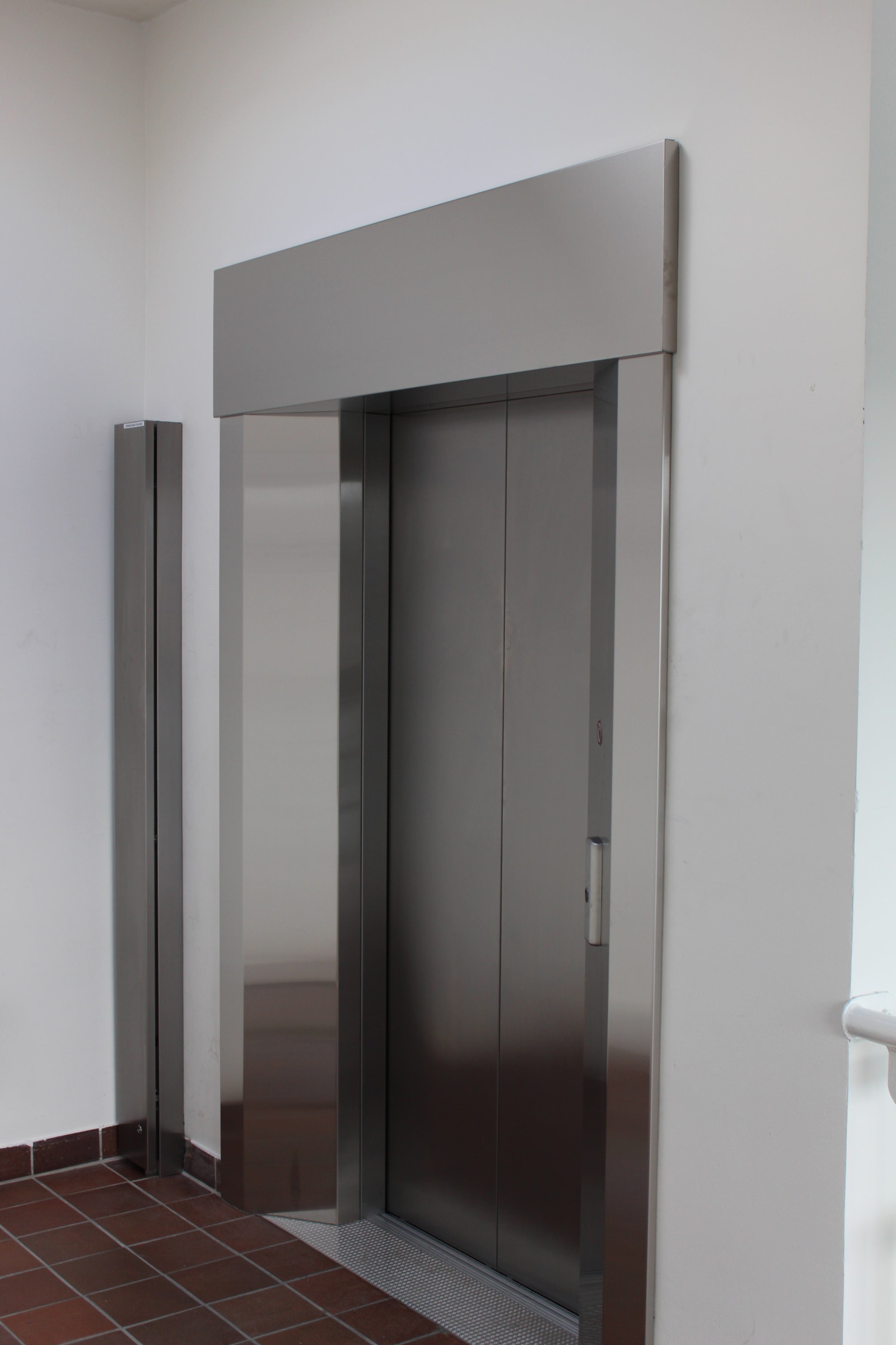 Eiendommen har nyinstallert heis fra 2021. Galleribilde