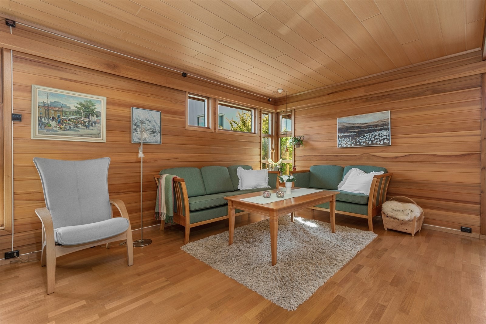 God plass til sofaløsning på stuen. Galleribilde