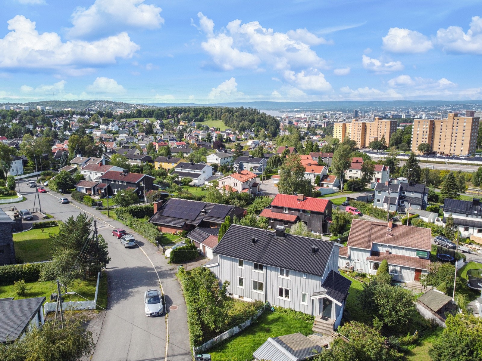 Her bor man tilbaketrukket og skjermet med kort vei til naturskjønne omgivelser. Galleribilde