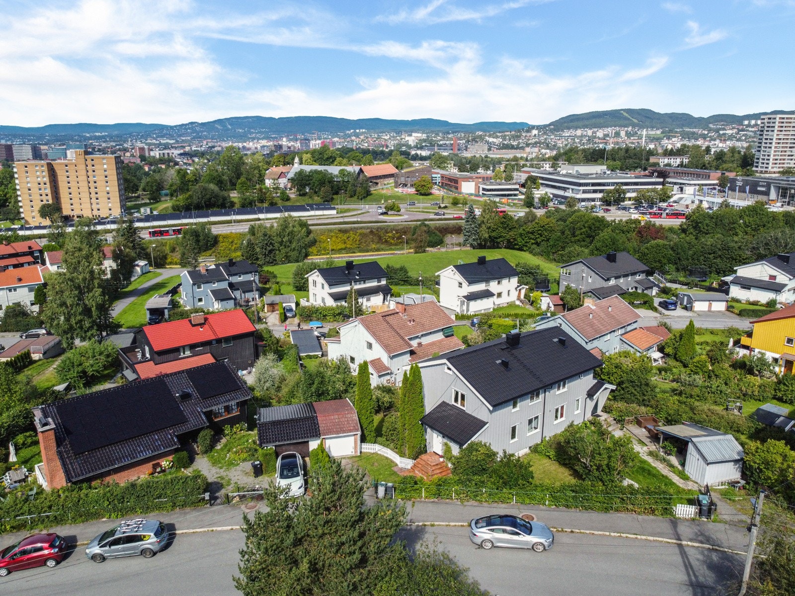 Her bor man tilbaketrukket og skjermet med kort vei til naturskjønne omgivelser. Galleribilde